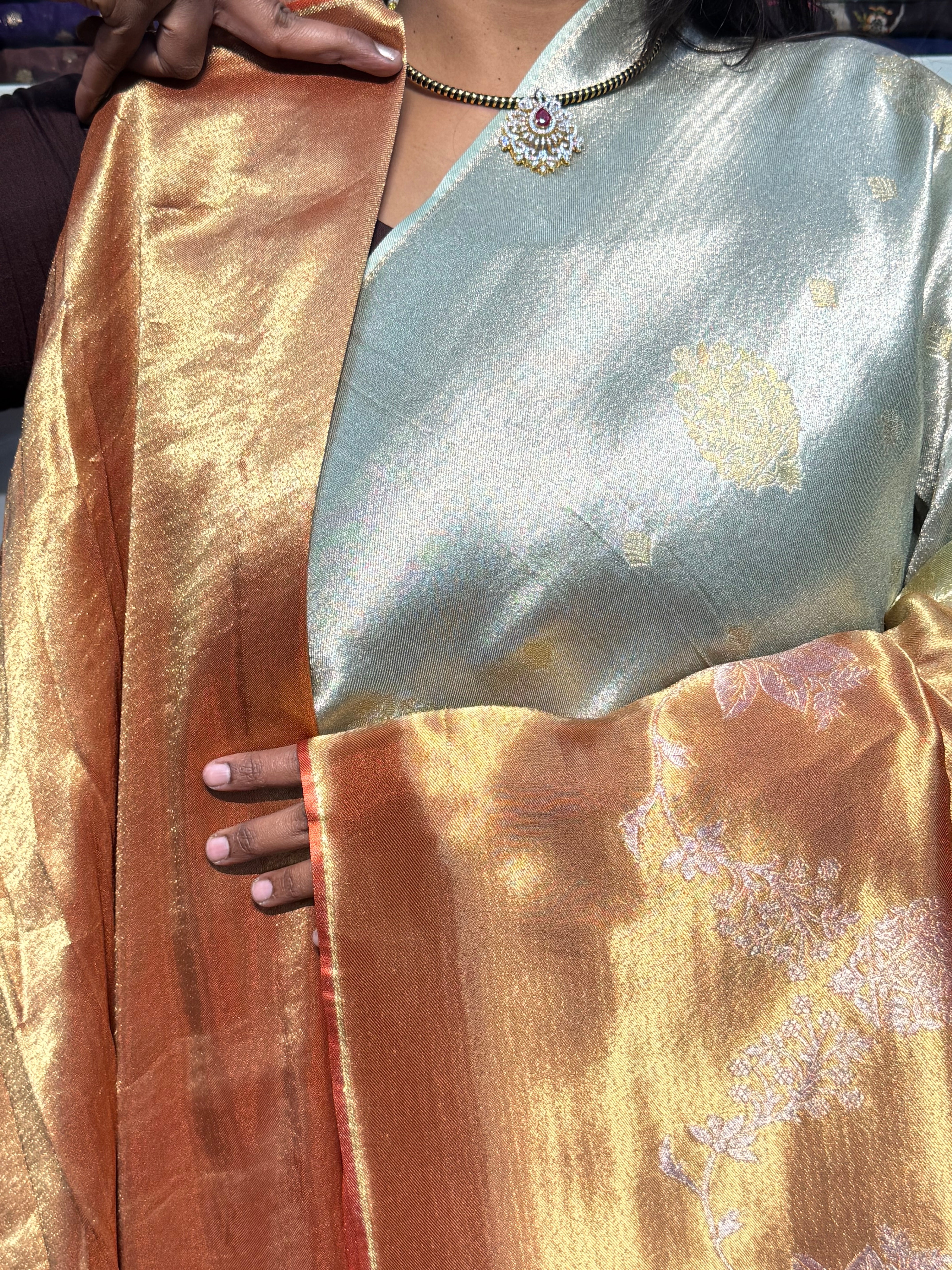 PURE TISSUE SILK SAREE IN DUAL SHADE