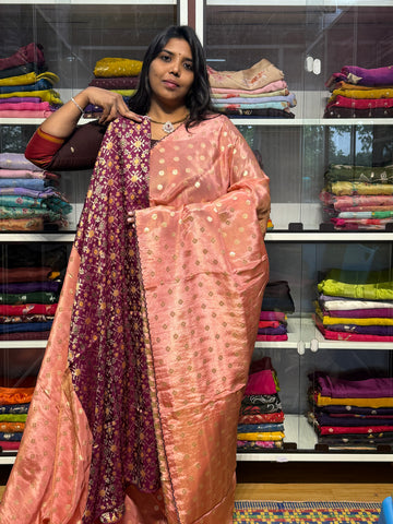 PURE TISSUE SILK WITH SCALLOP BORDER AND IKKAT PATOLA BLOUSE : BABY PINK