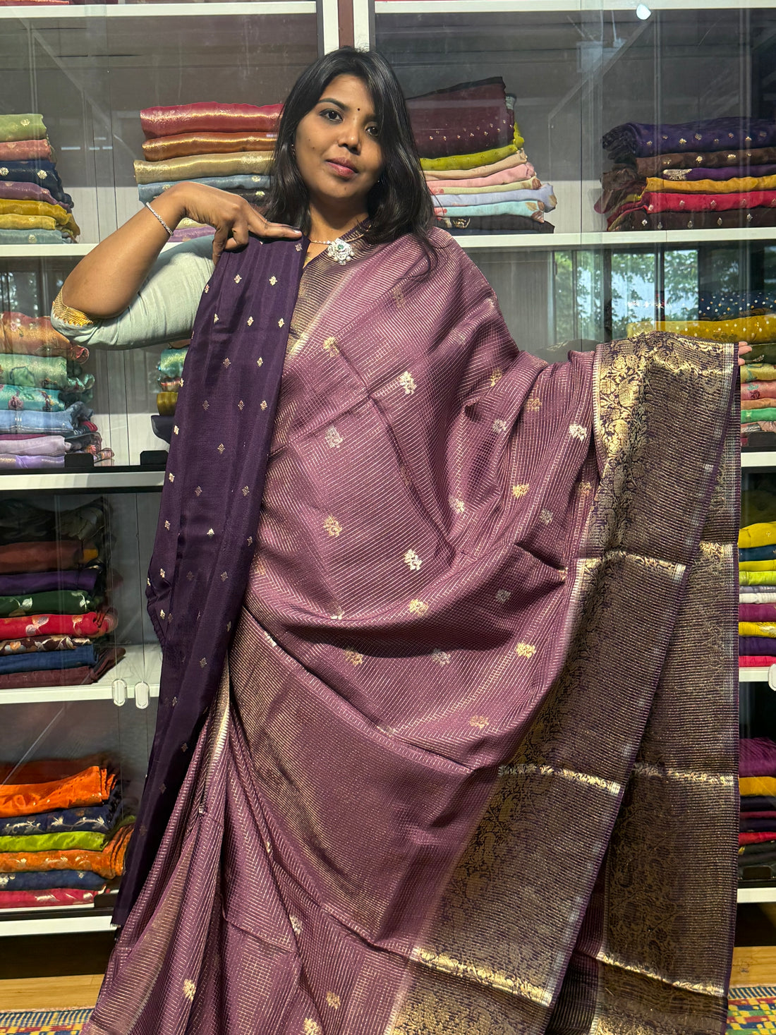 VINTAGE CHECKS WITH BIG BORDER: LILAC