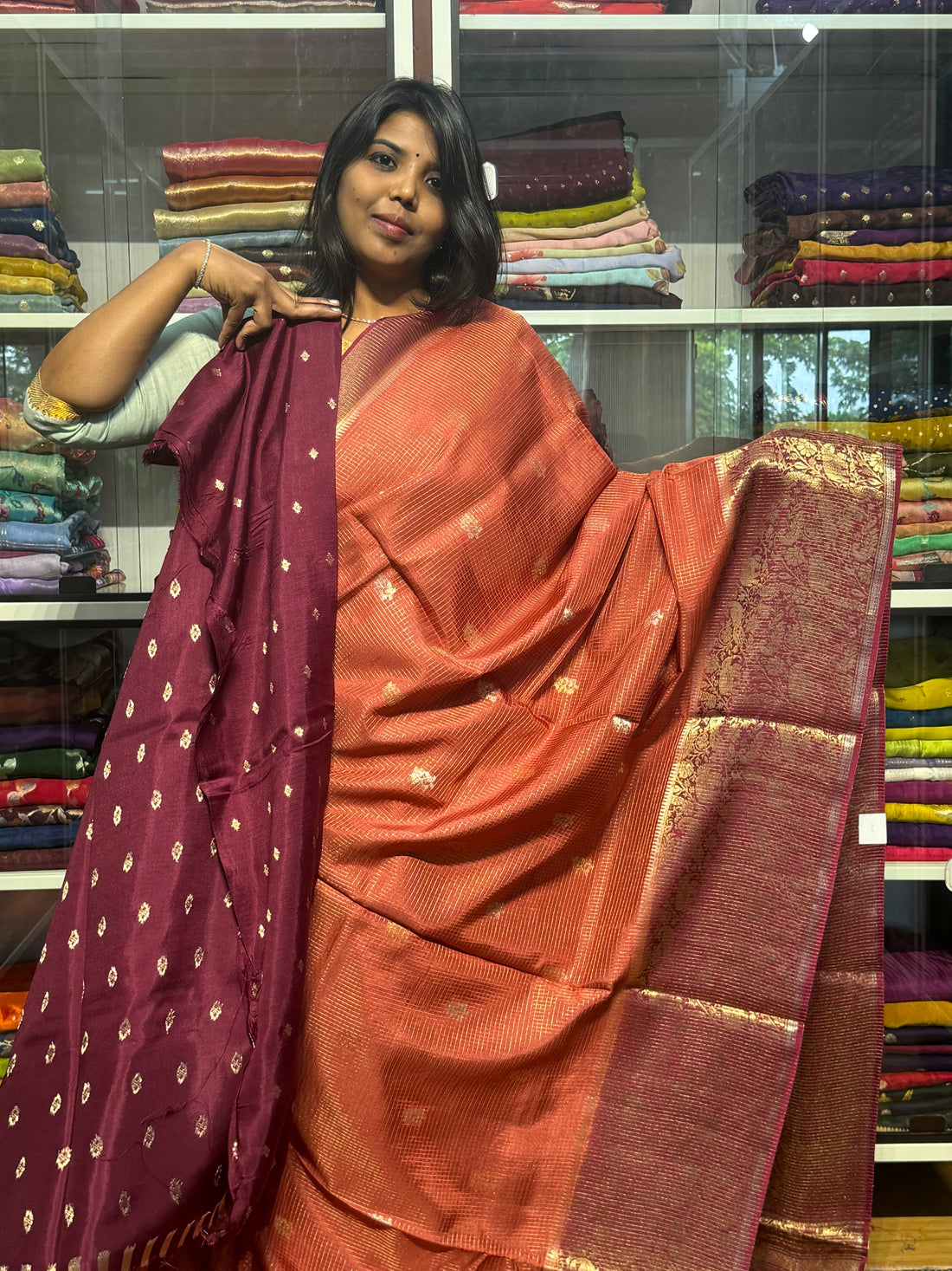 VINTAGE CHECKS WITH BIG BORDER: KANAKAMBRAM