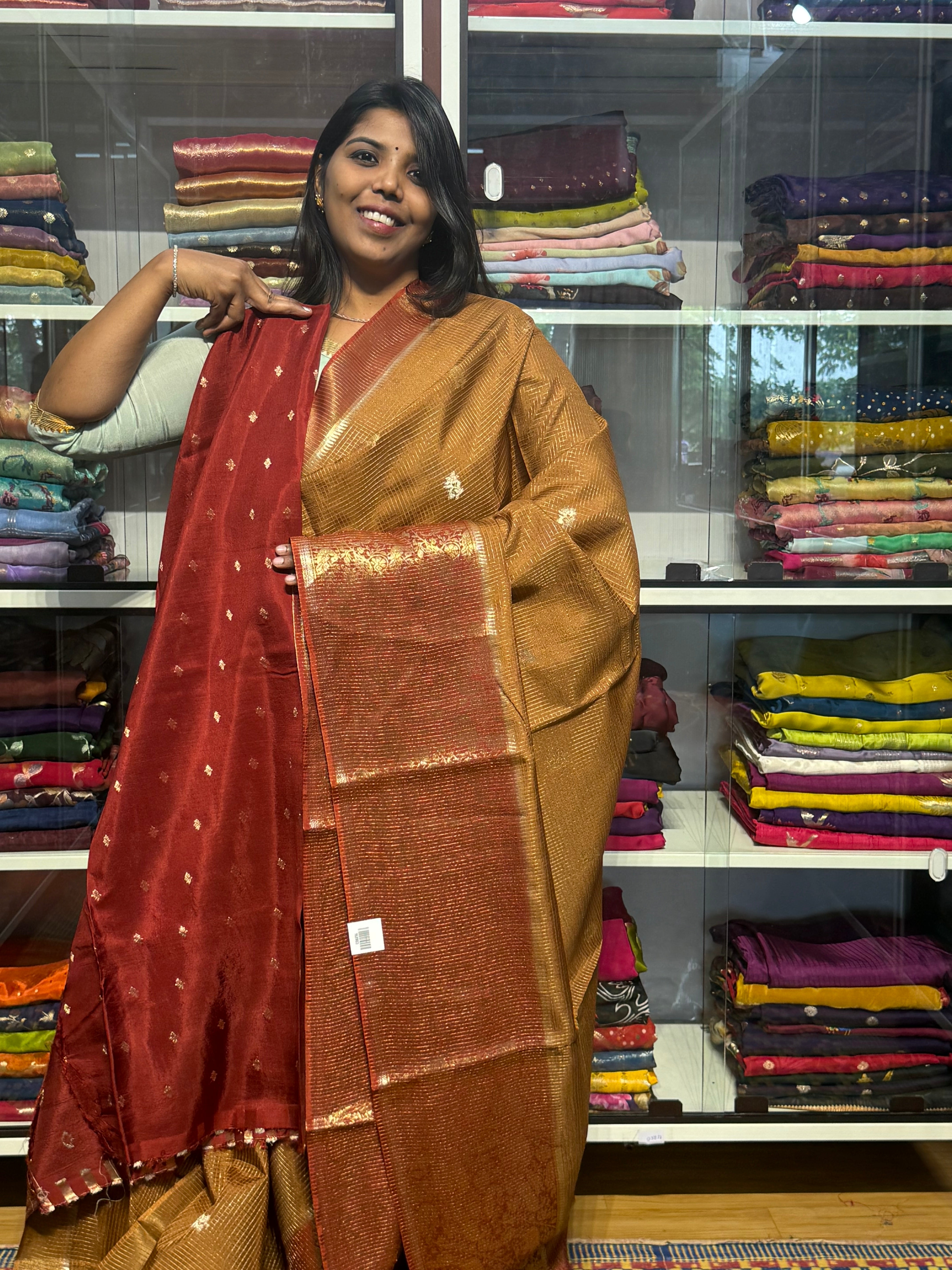 VINTAGE CHECKS WITH BIG BORDER: GANDHAM