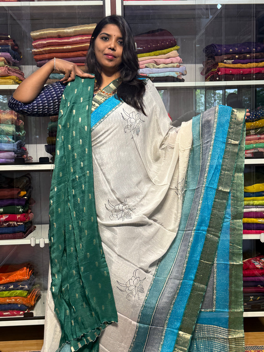 PURE CHIFFON WITH MULTICOLOR BORDER