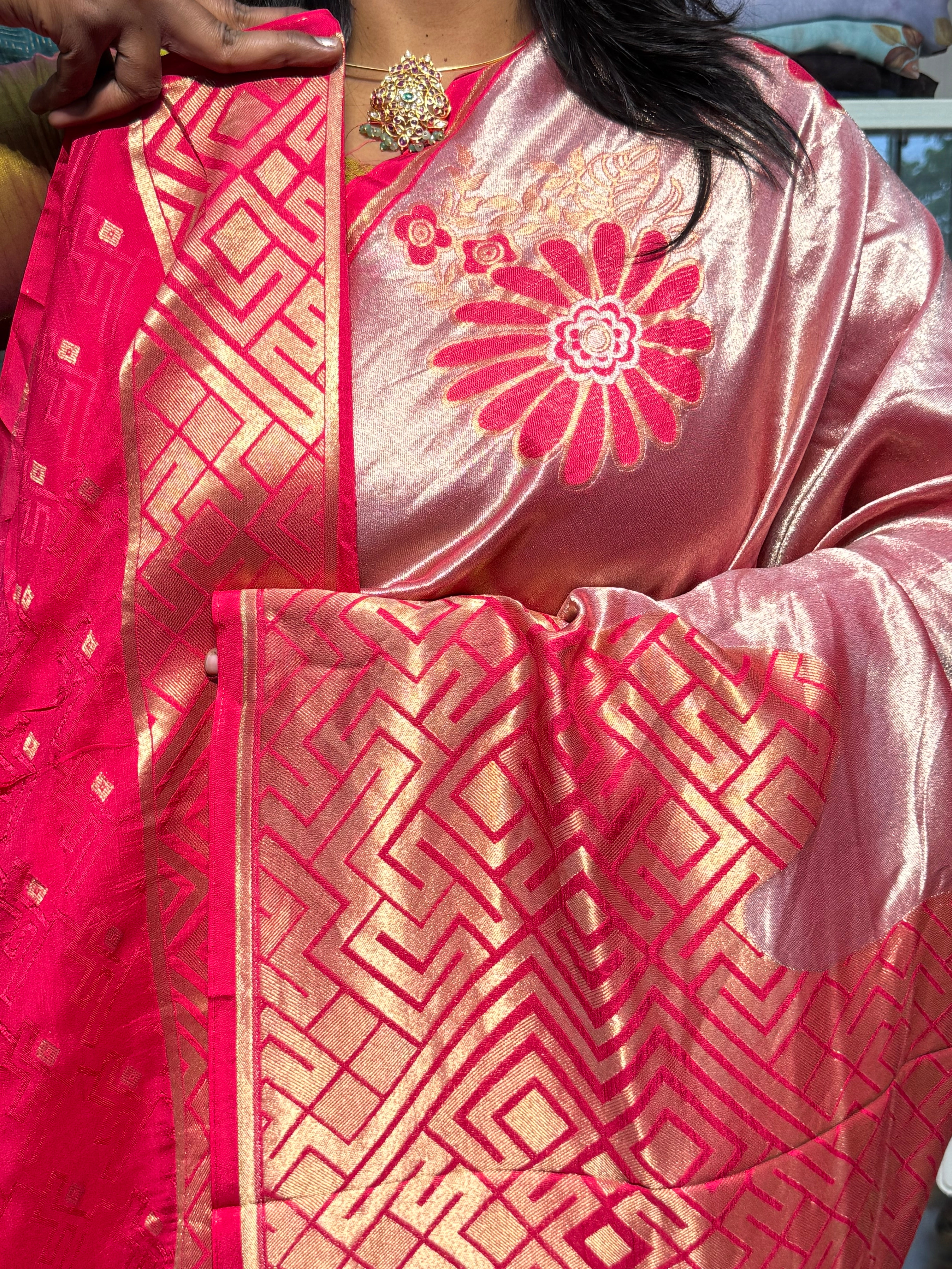 PURE TISSSUE SILK SAREE GEOMETRY PATTERN: PINK