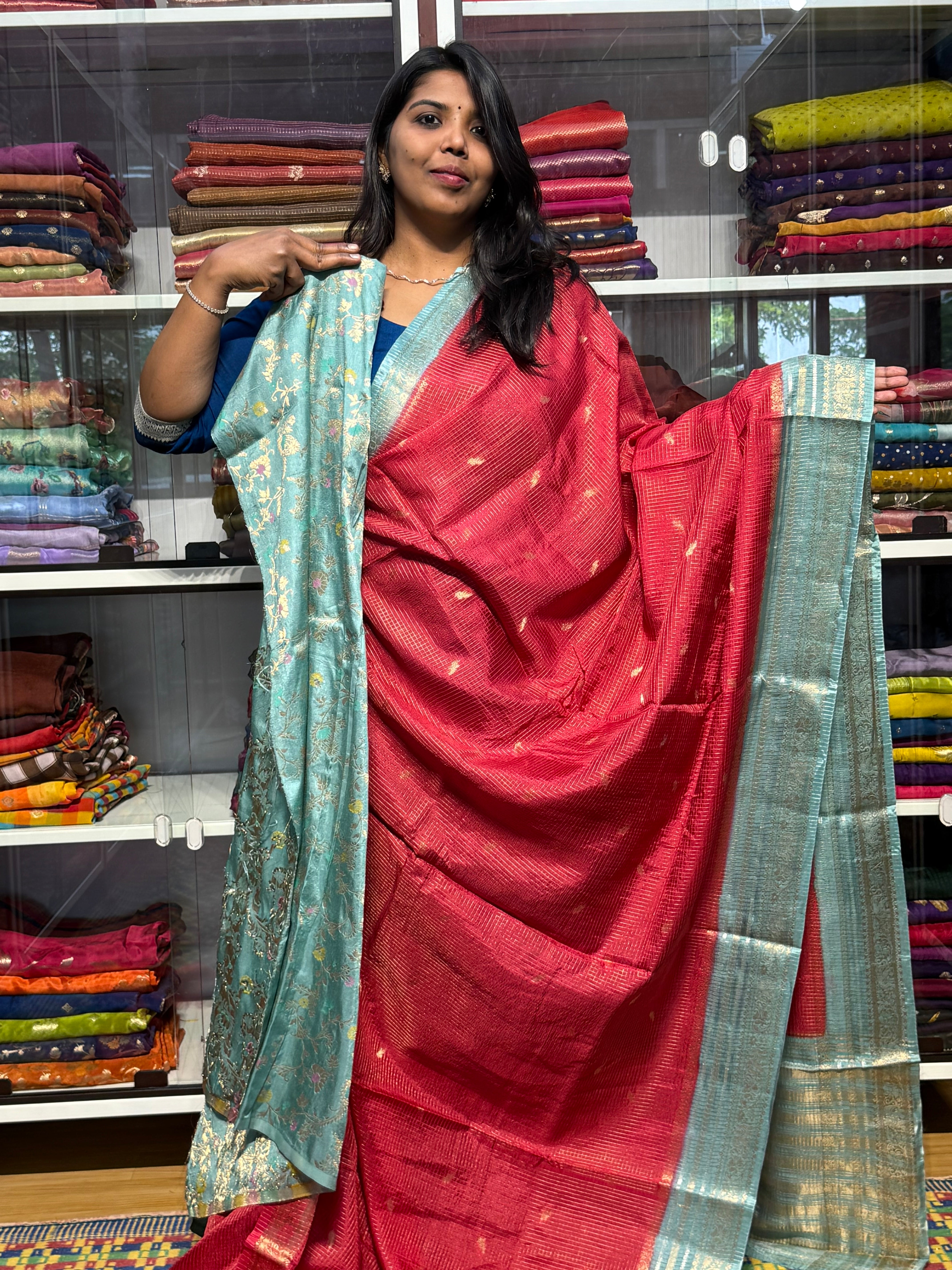 VINTAGE CHECKS SAREE WITH CONTRAST MEENAKARI BLOUSE: PINK