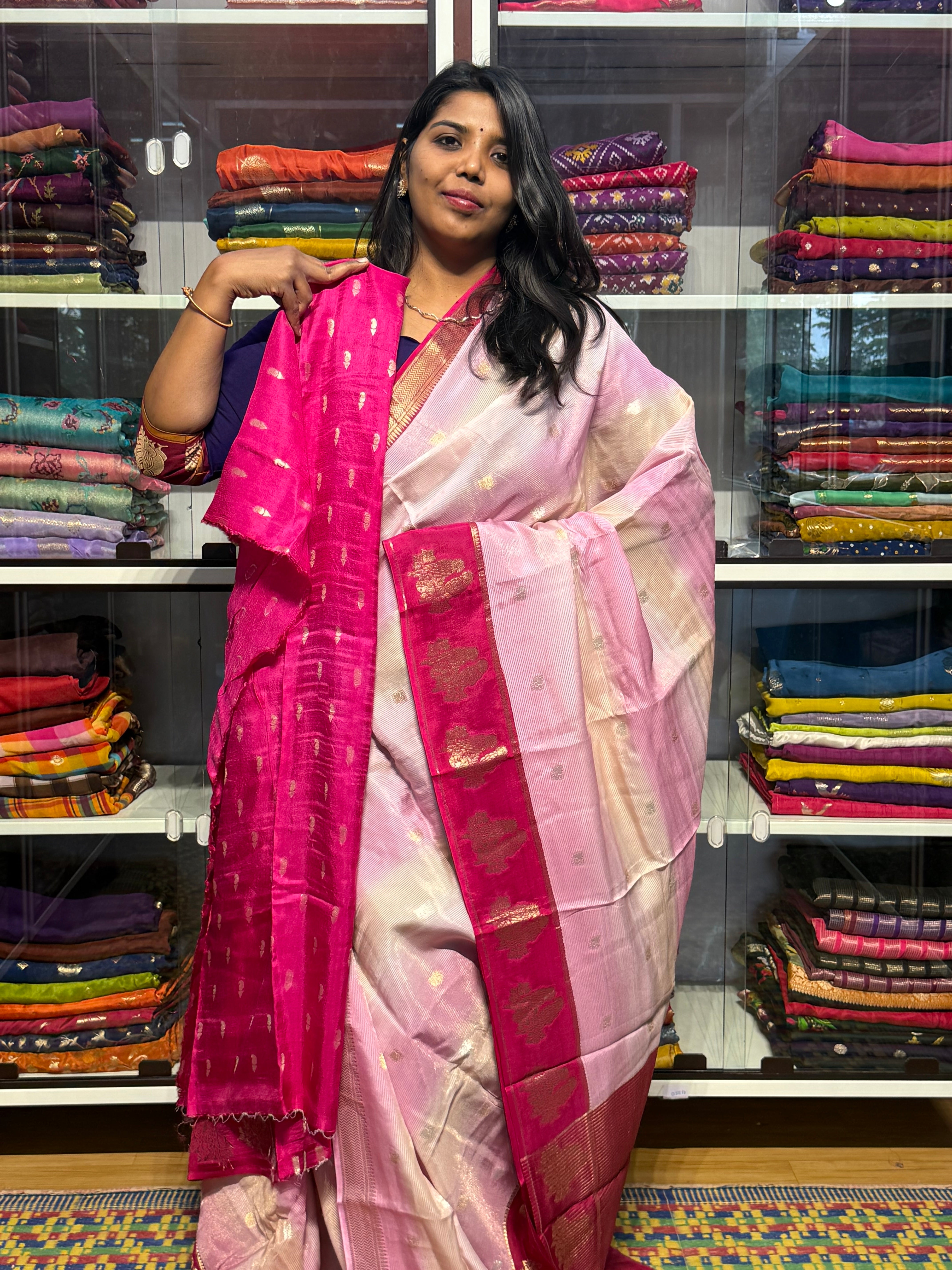 SHADED CONCEPT SAREE WITH CONTRAST BIRDS DESIGN BORDER
