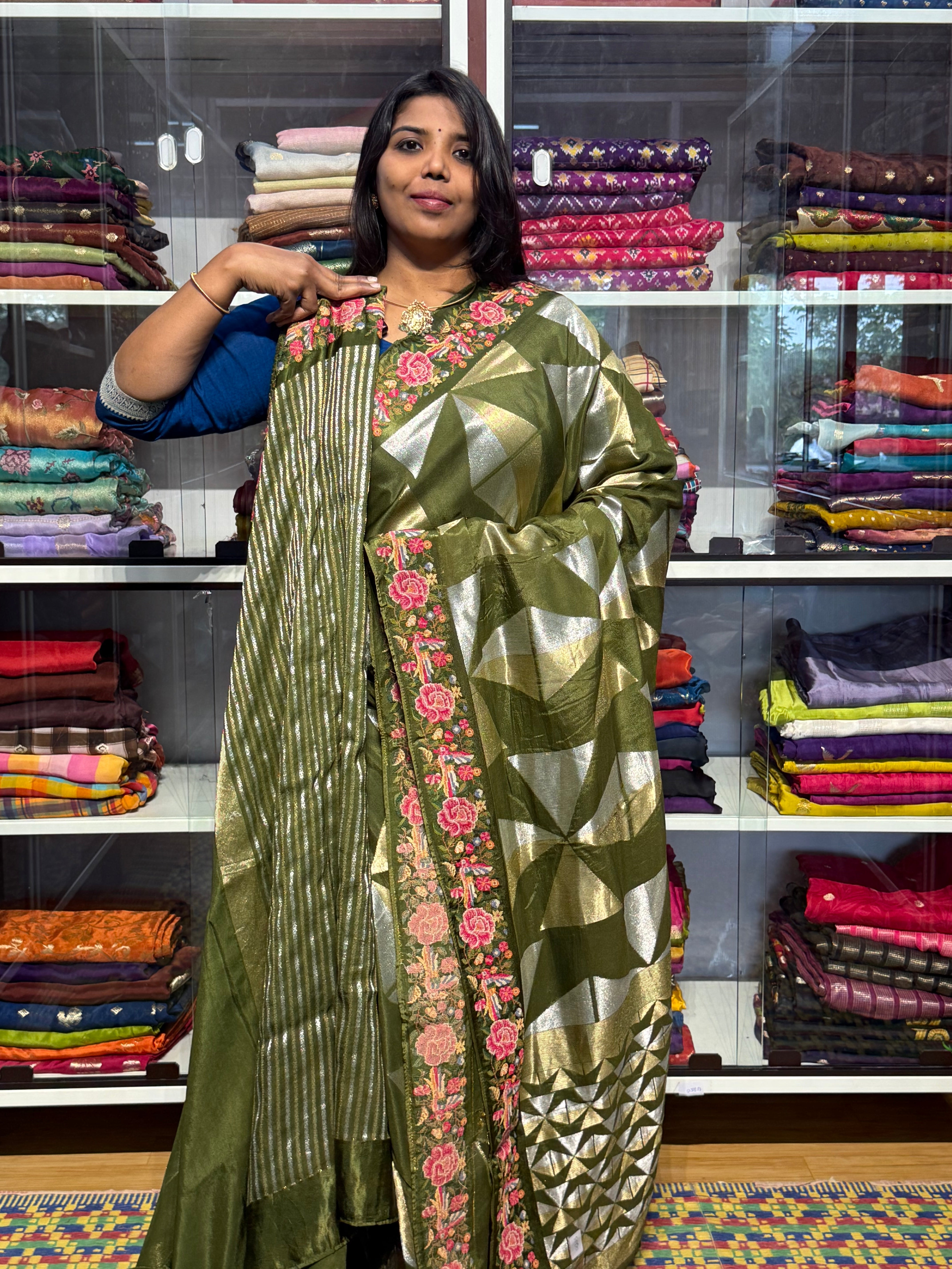 PETIT POINT EMBROIDERY BORDER ON MUNGA CREPE TISSUE WEAVING SAREE: MEHENDI GREEN