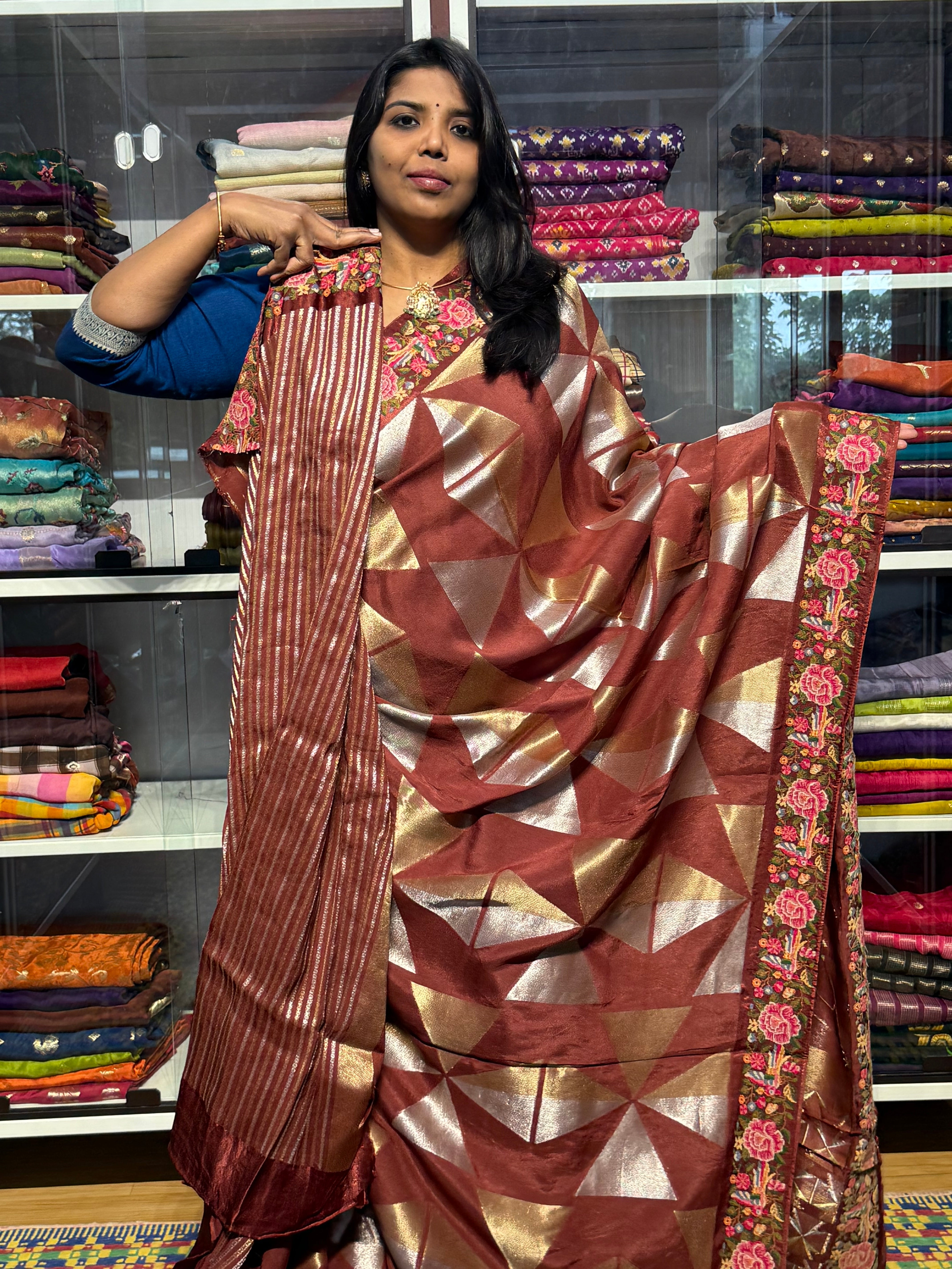 PETIT POINT EMBROIDERY BORDER ON MUNGA CREPE TISSUE WEAVING SAREE: COFFEE BROWN