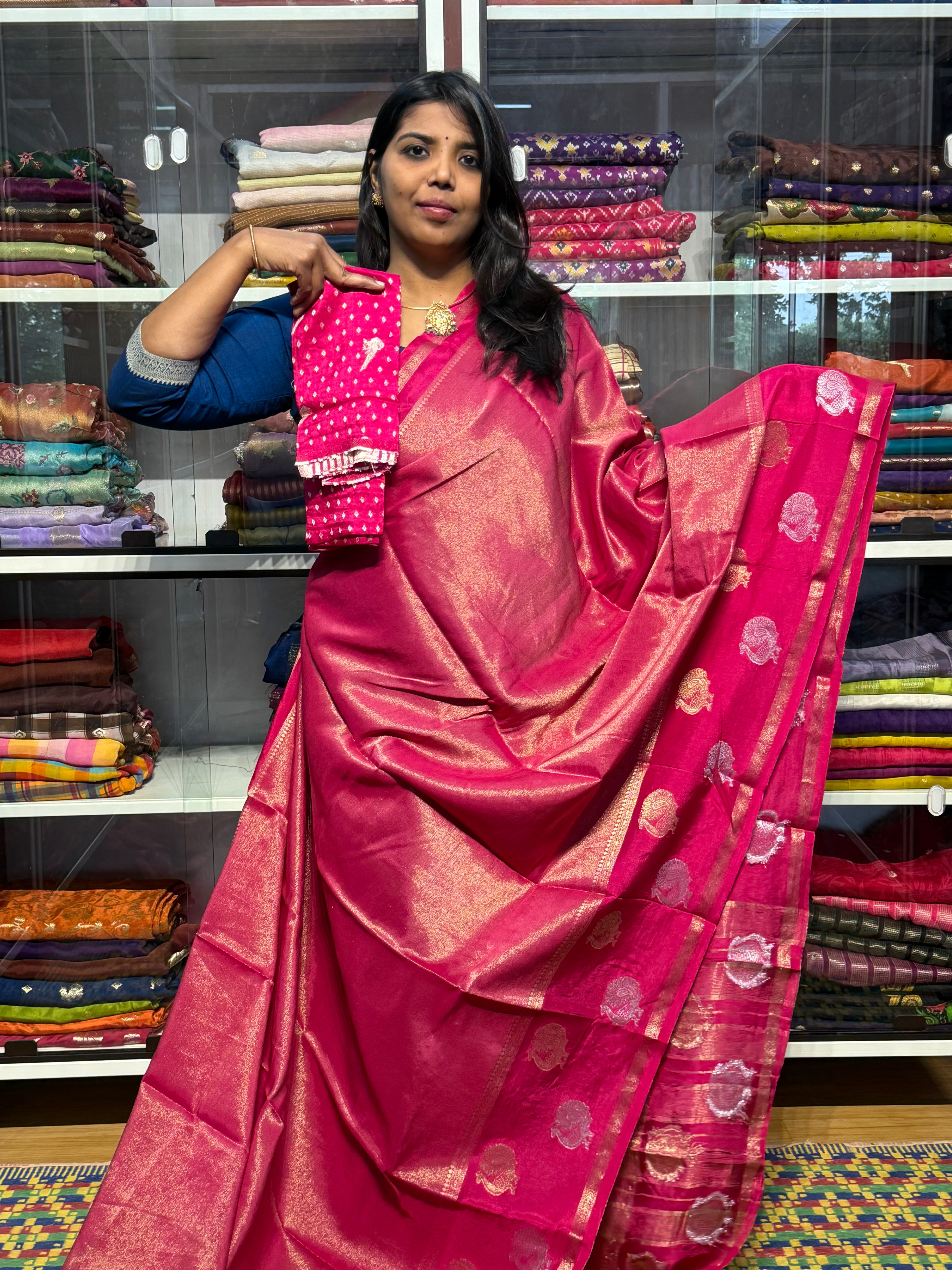 TISSUE SILK WITH GAP BORDER
