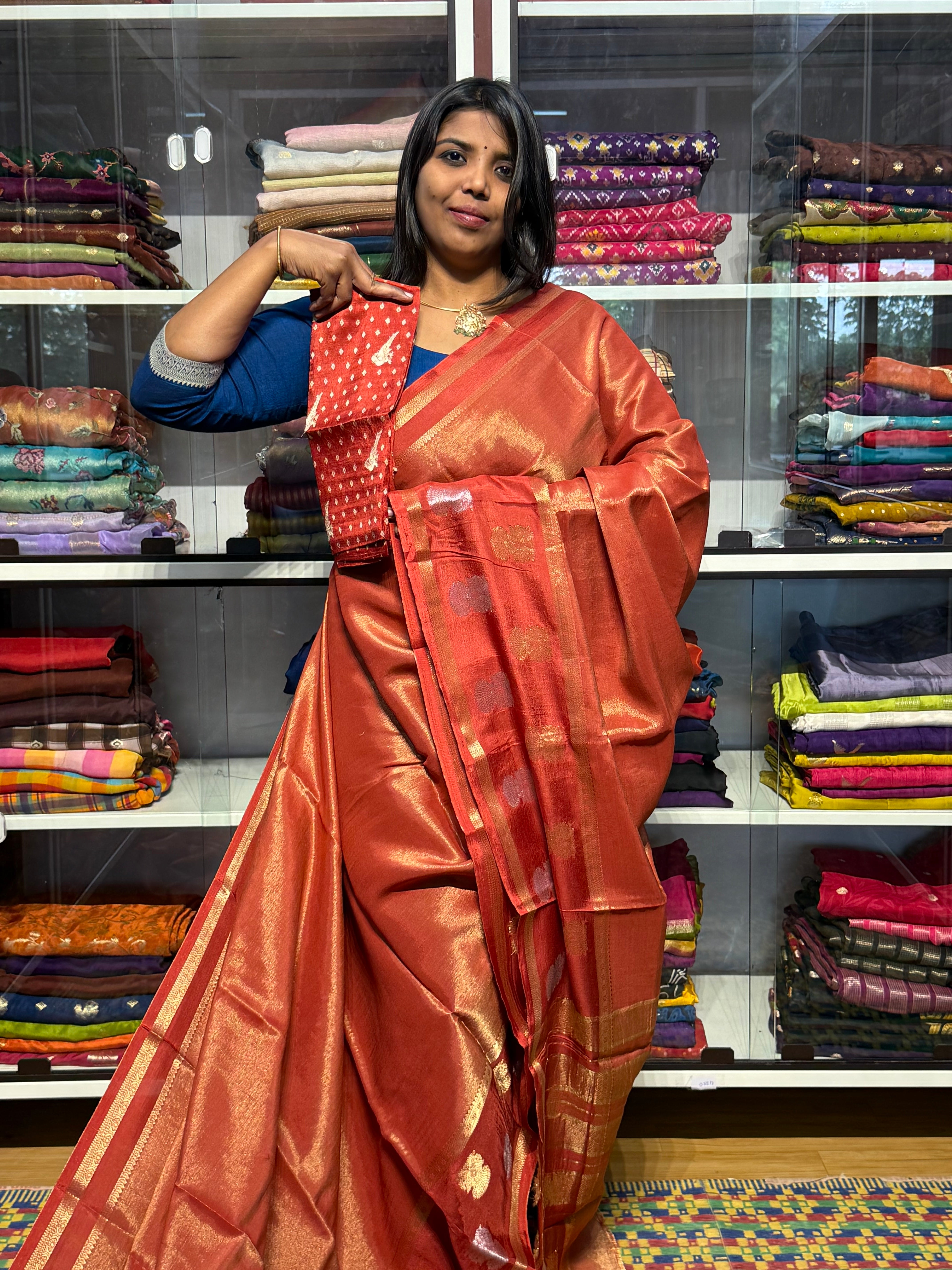 TISSUE SILK WITH GAP BORDER