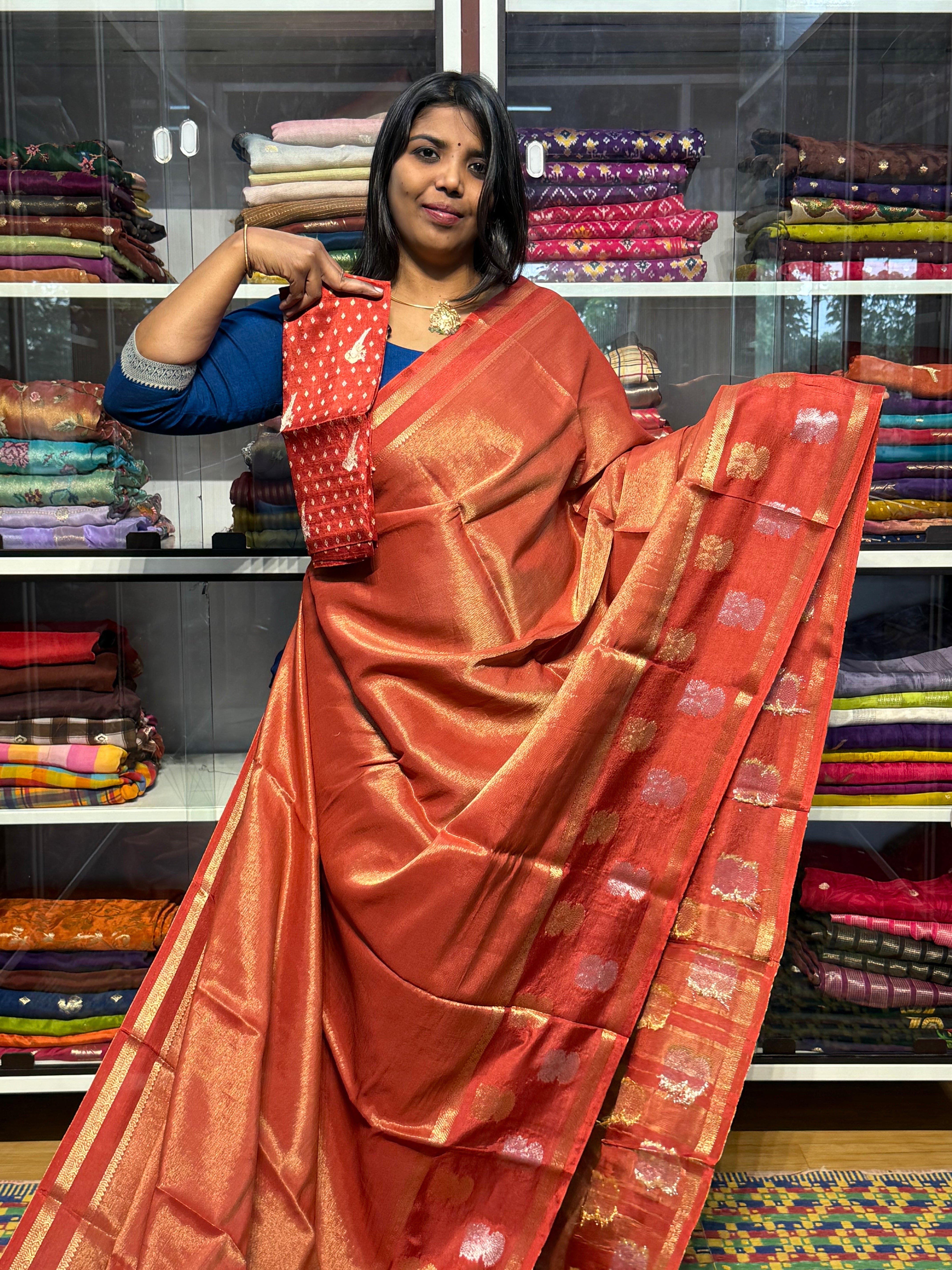 TISSUE SILK WITH GAP BORDER