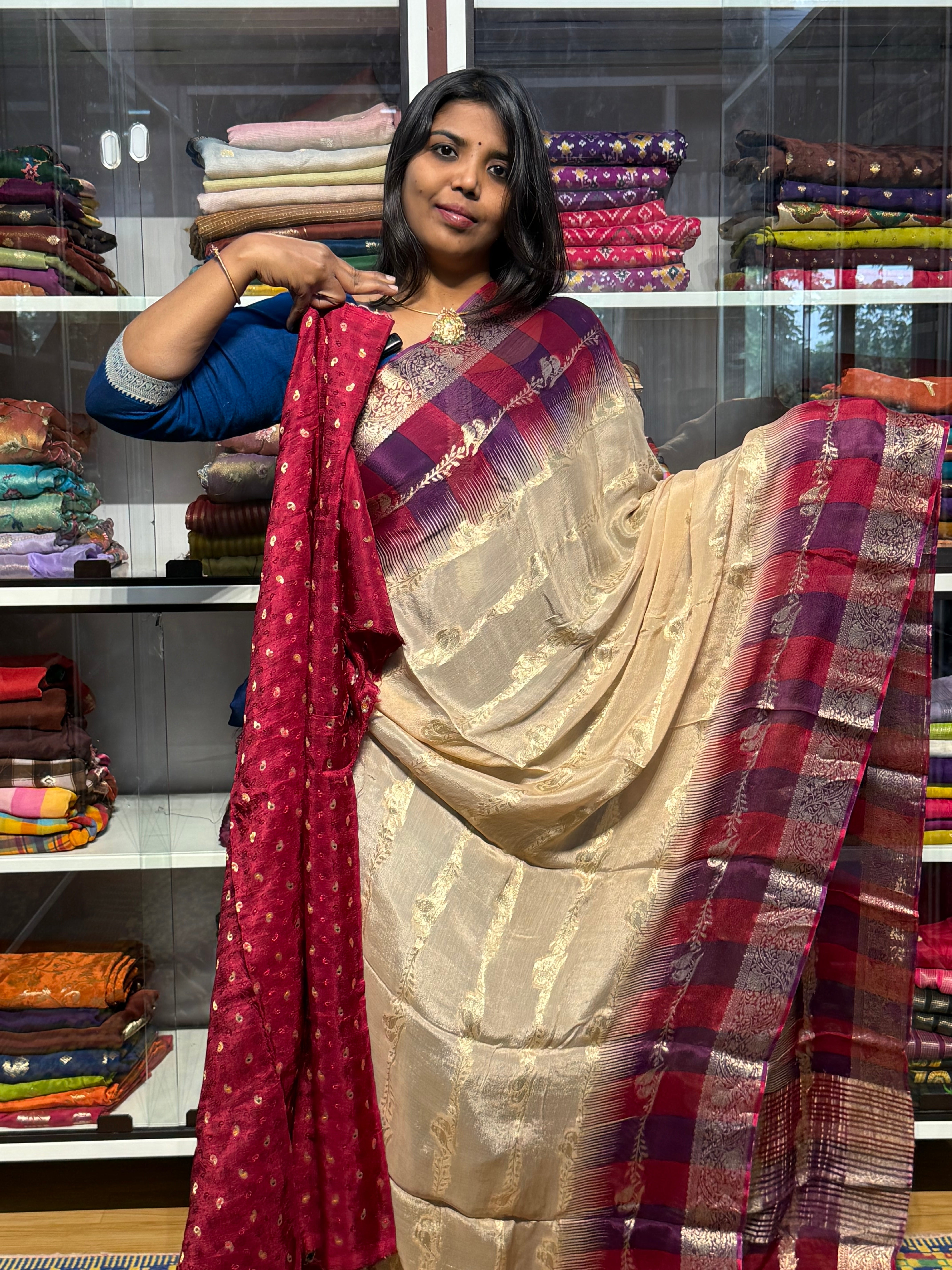 CHIFFON SAREES WITH DUAL COLOR TEMPLE BORDER AND BIRDS CREEPER WEAVING