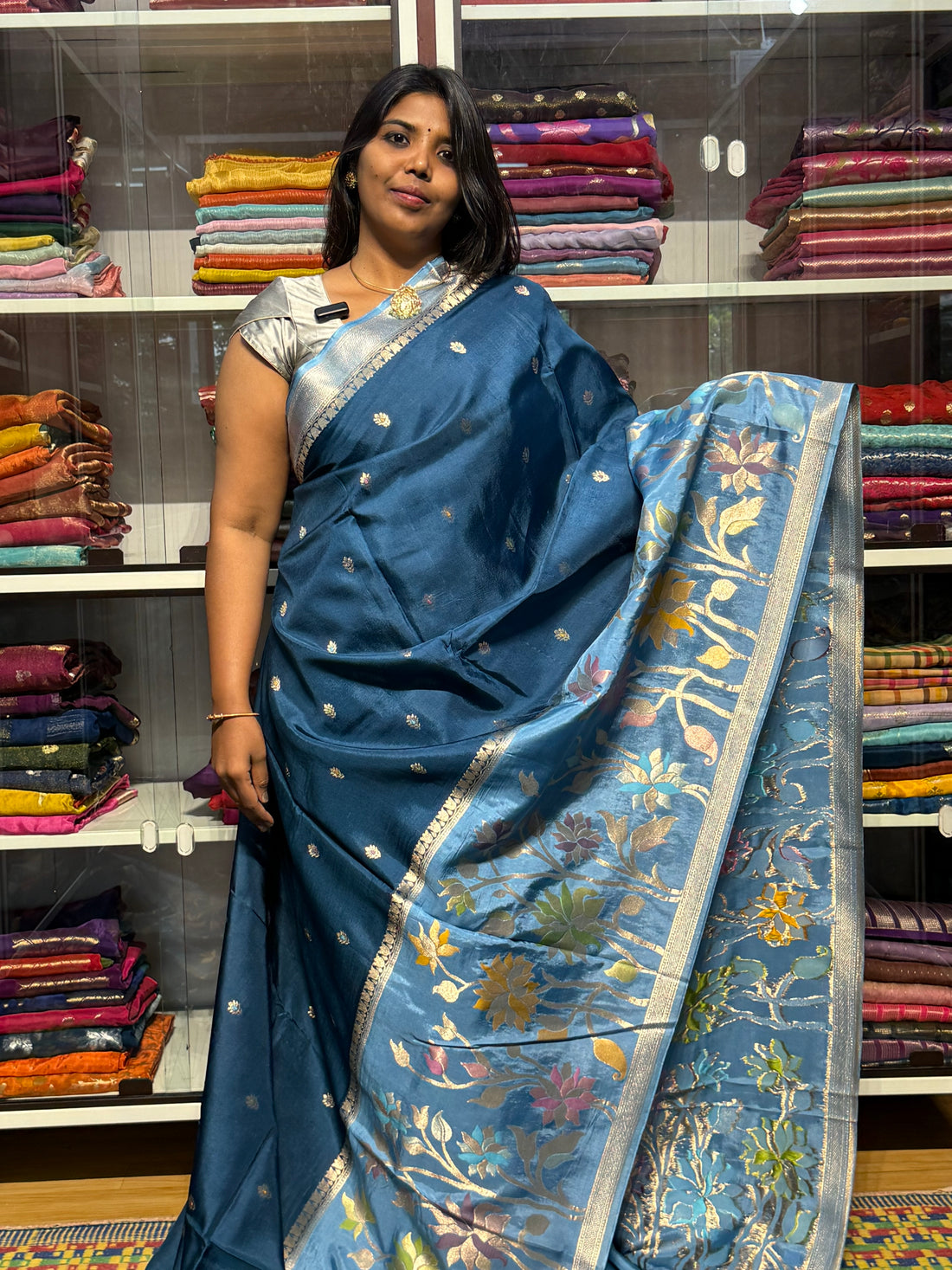 BANARAS MANGO SILK WITH BIG FLORAL MEENAKARI BORDER