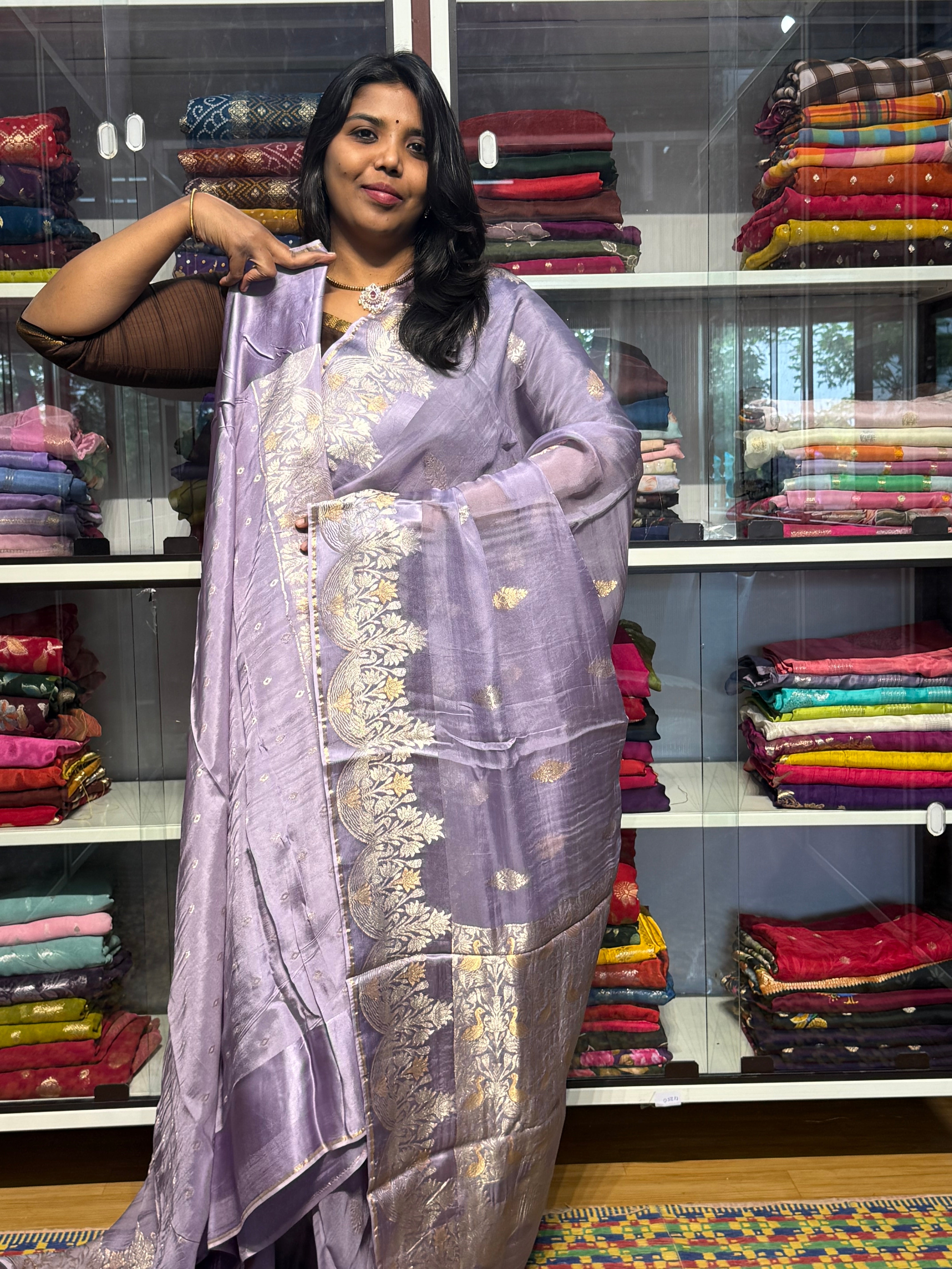 PURE KORA ORGANZA WITH SCALLOP WEAVING BORDER: LAVENDER