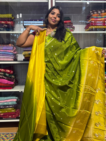 DUAL SHADED SAREE ON HO CREPE SILK SAREE: GREEEN AND YELLOW