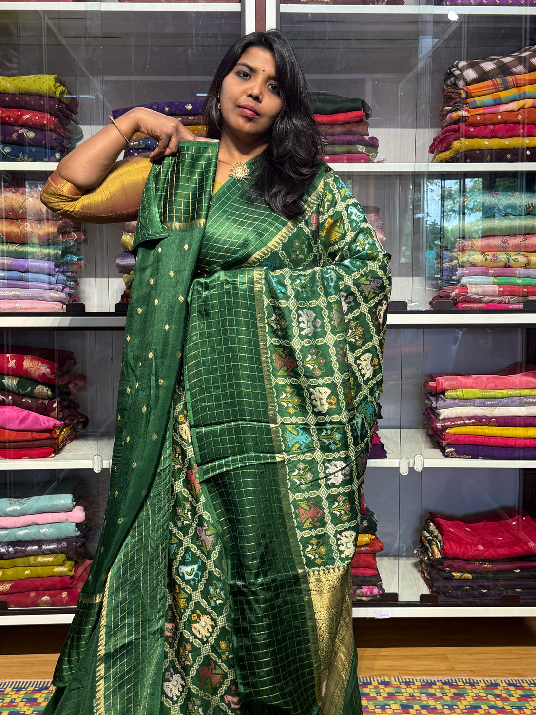 IKKAT NARIKUNJ WEAVING ON MUNGA CREPE: GREEN