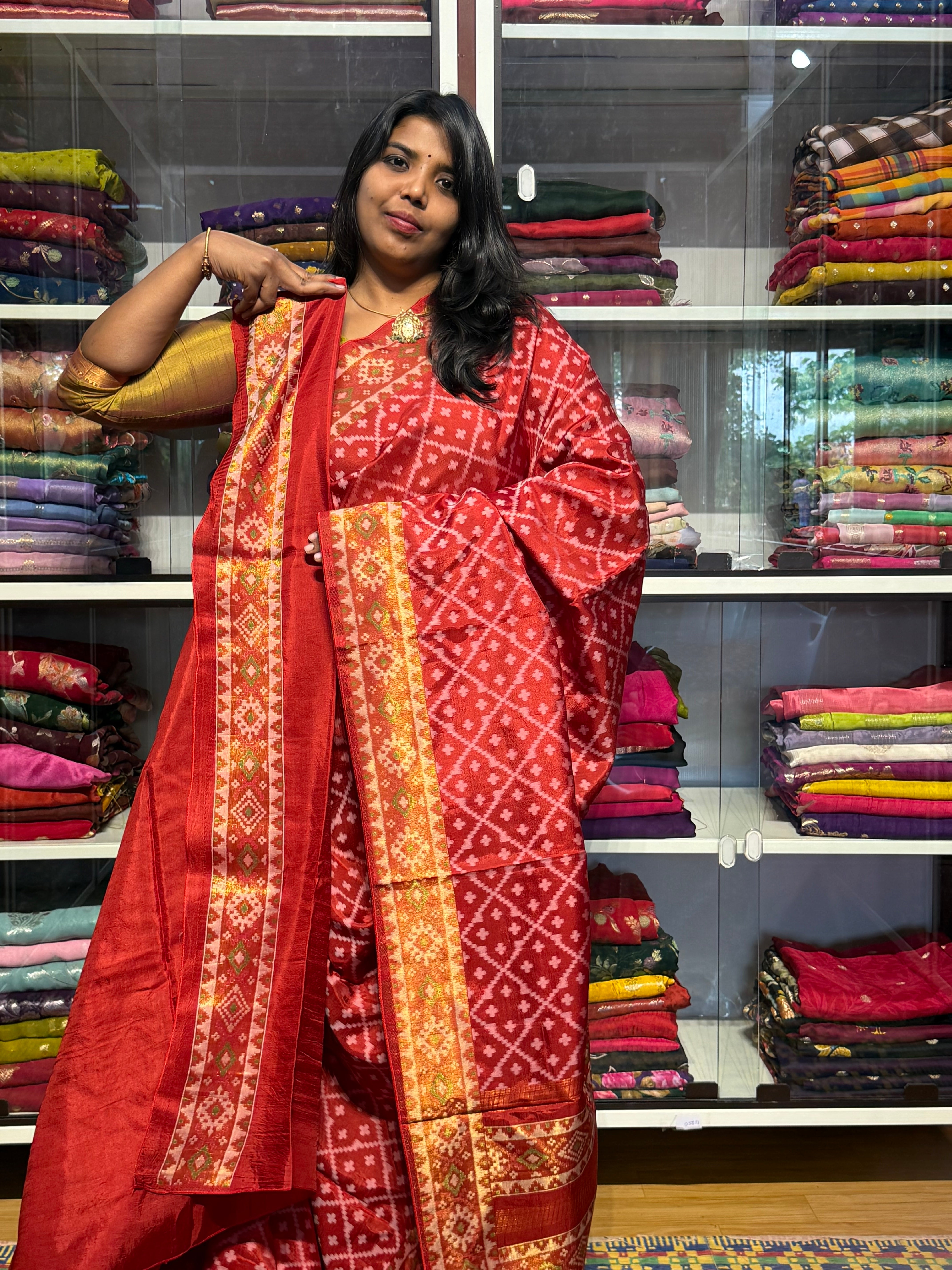 IKKAT WEAVING SAREE WITH TISSUE BORDER: RED
