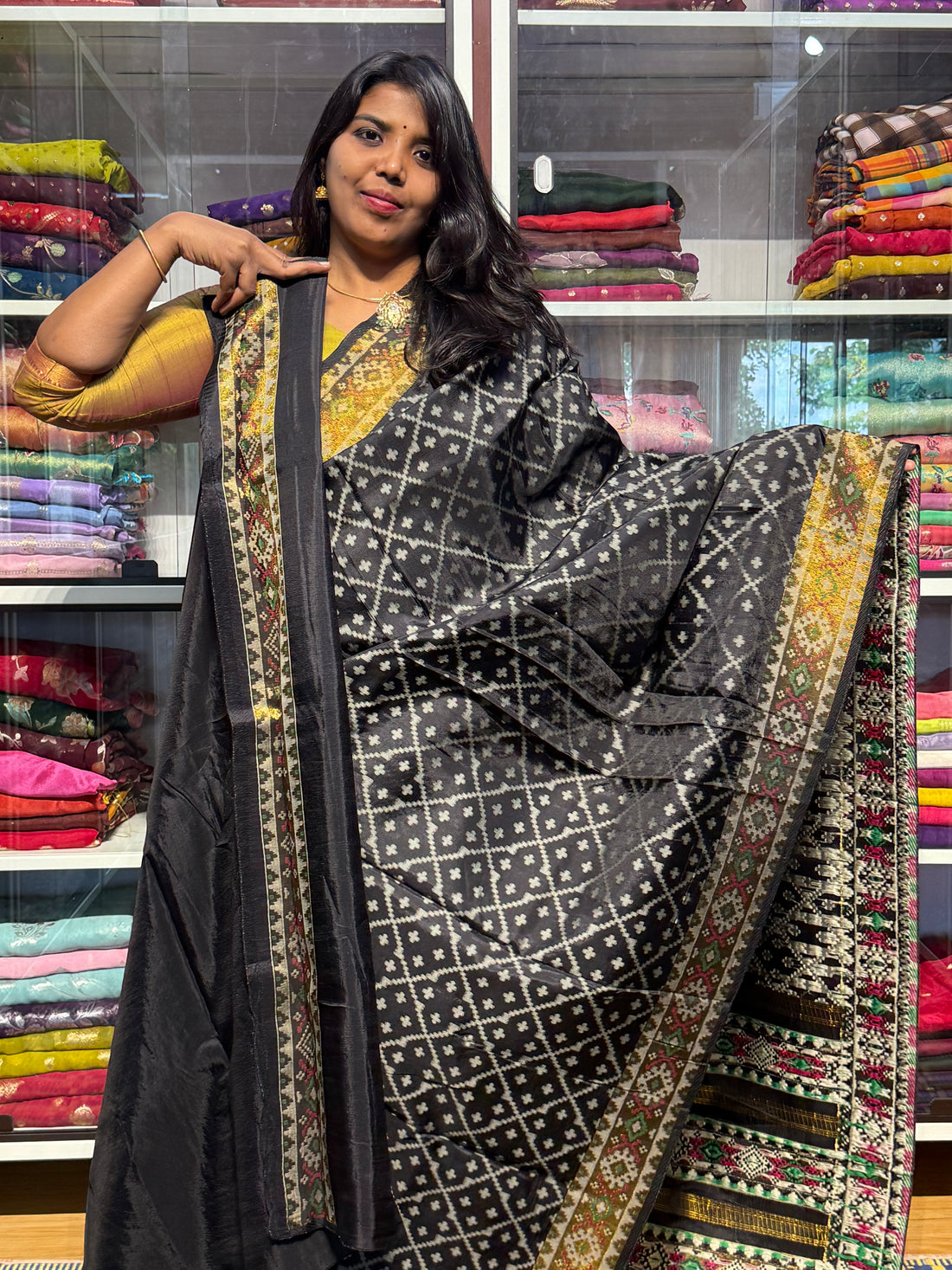 IKKAT WEAVING WITH TISSUE BORDER: BLACK