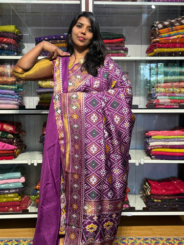 IKKAT WEAVING SAREE WITH TISSUE BORDER: PURPLE
