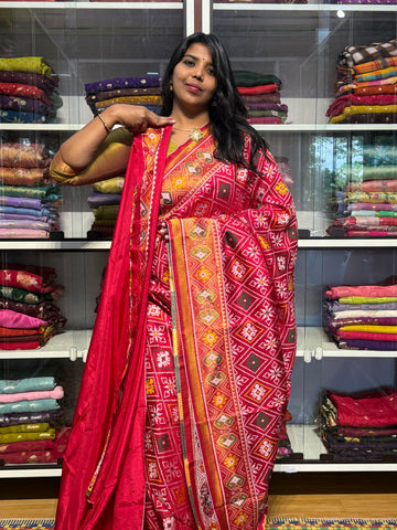 IKKAT WEAVING SAREE WITH TISSUE PALLU
