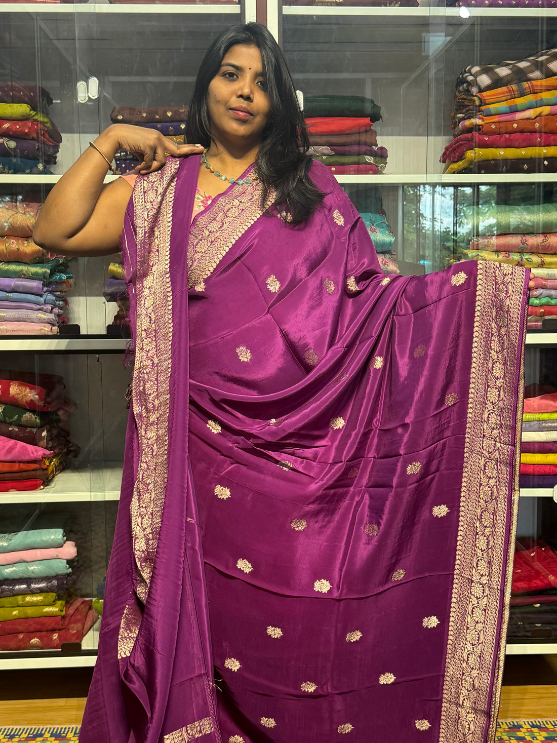 PURE BANARAS CREPE SILK SAREE: MAGENTA
