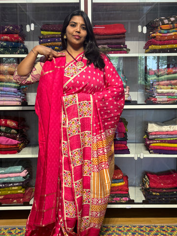 BENNY CREPE WITH GARCHOLA AJRAKH BORDER:PINK