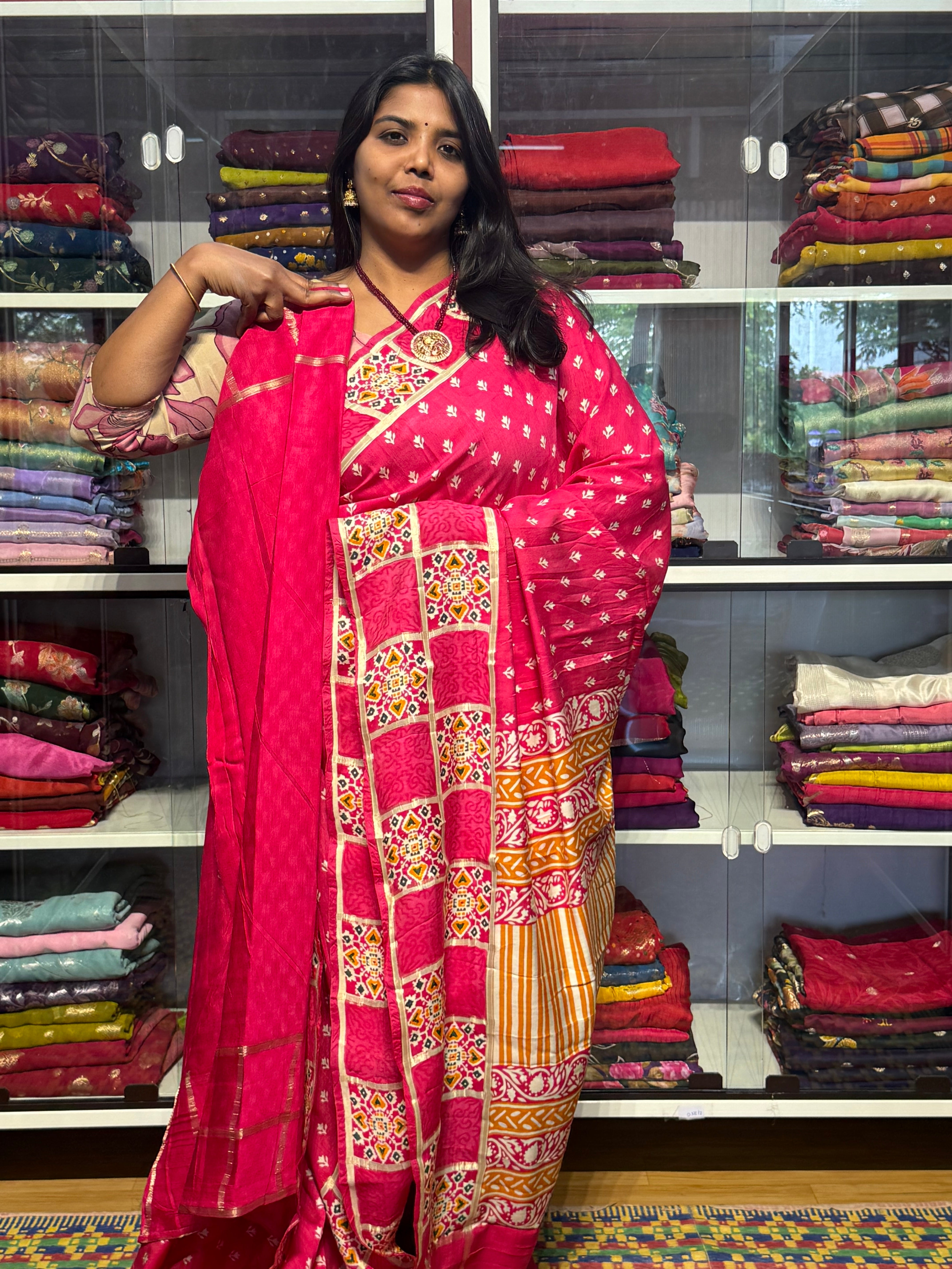 BENNY CREPE WITH GARCHOLA AJRAKH BORDER:PINK