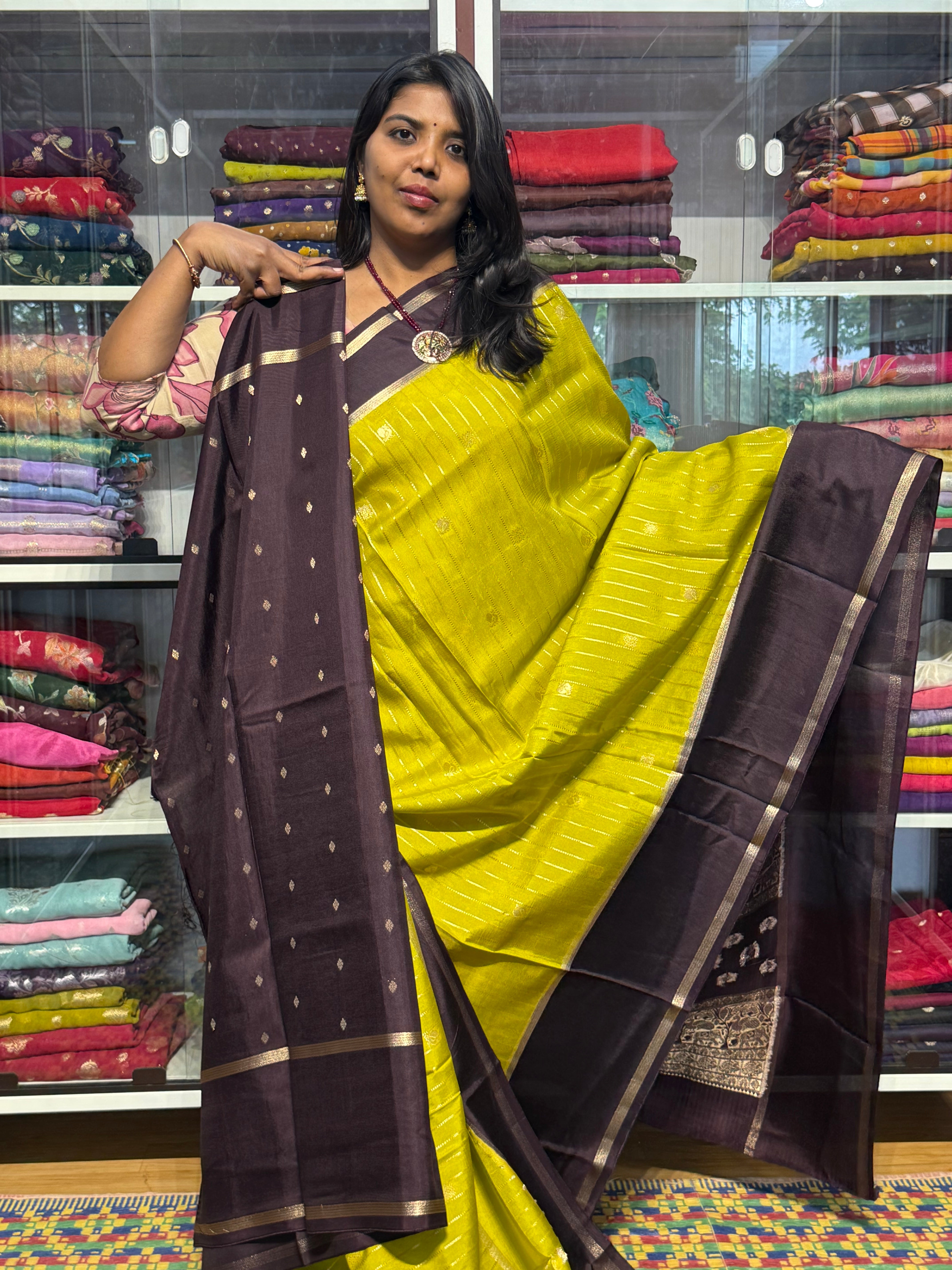 RUSSIAN SILK SAREE WITH STRIPES PATTERN