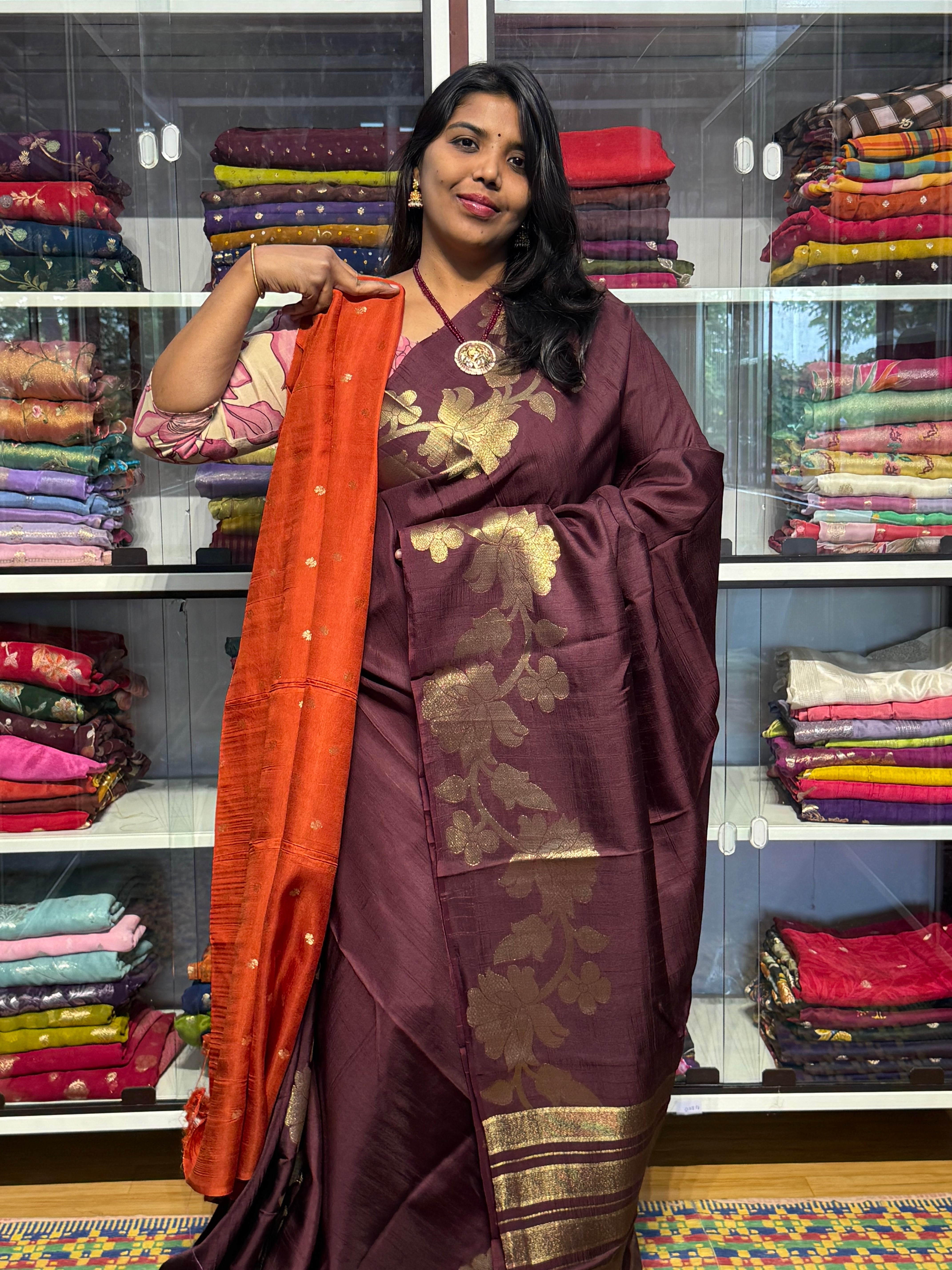 TUSSER CREPE WITH JAMDANI FLORAL BORDER:  BROWN