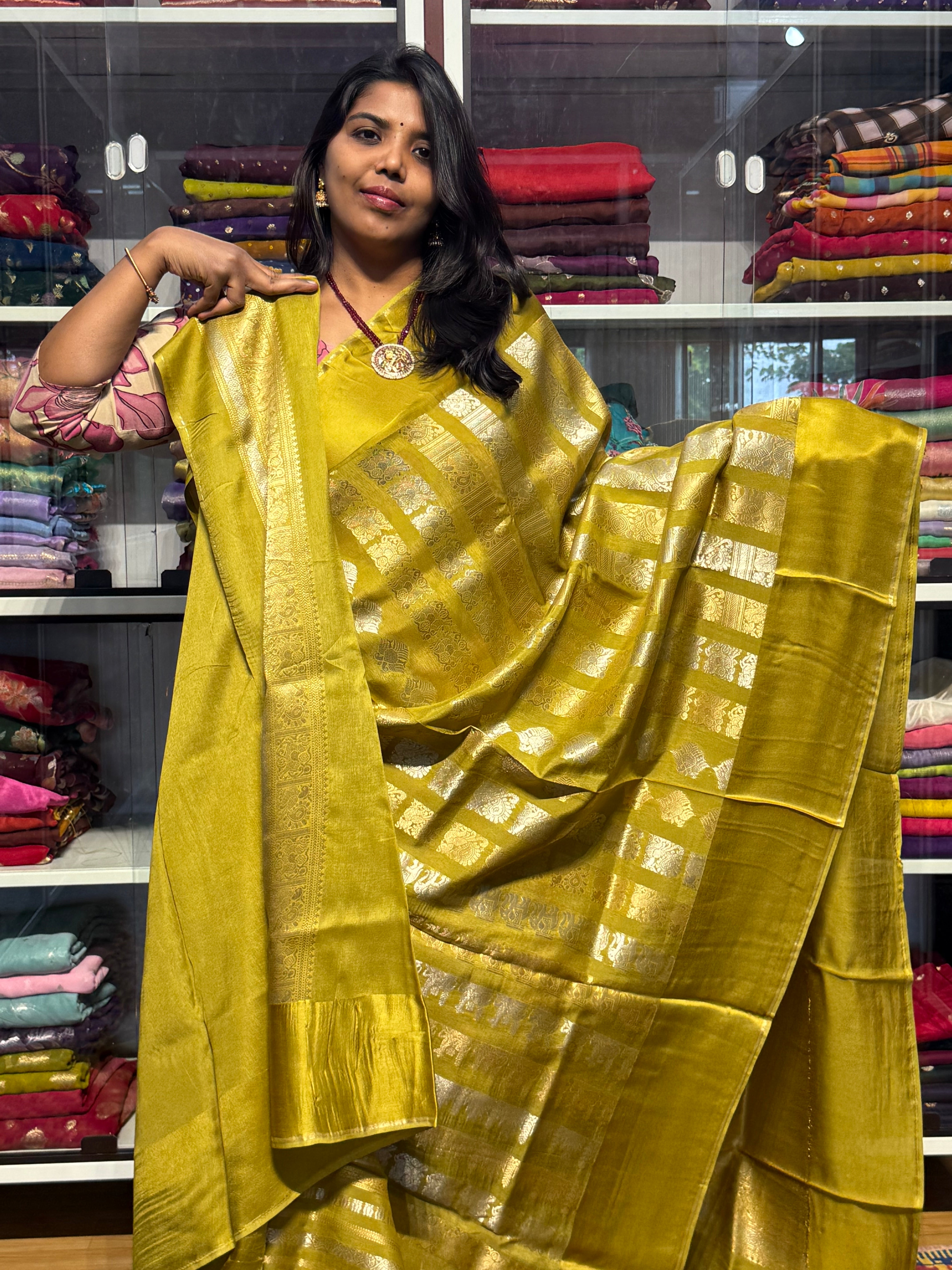 MUNGA SILK SAREE WIRH DESIGNER PATTERN : MEHENDI GREEN