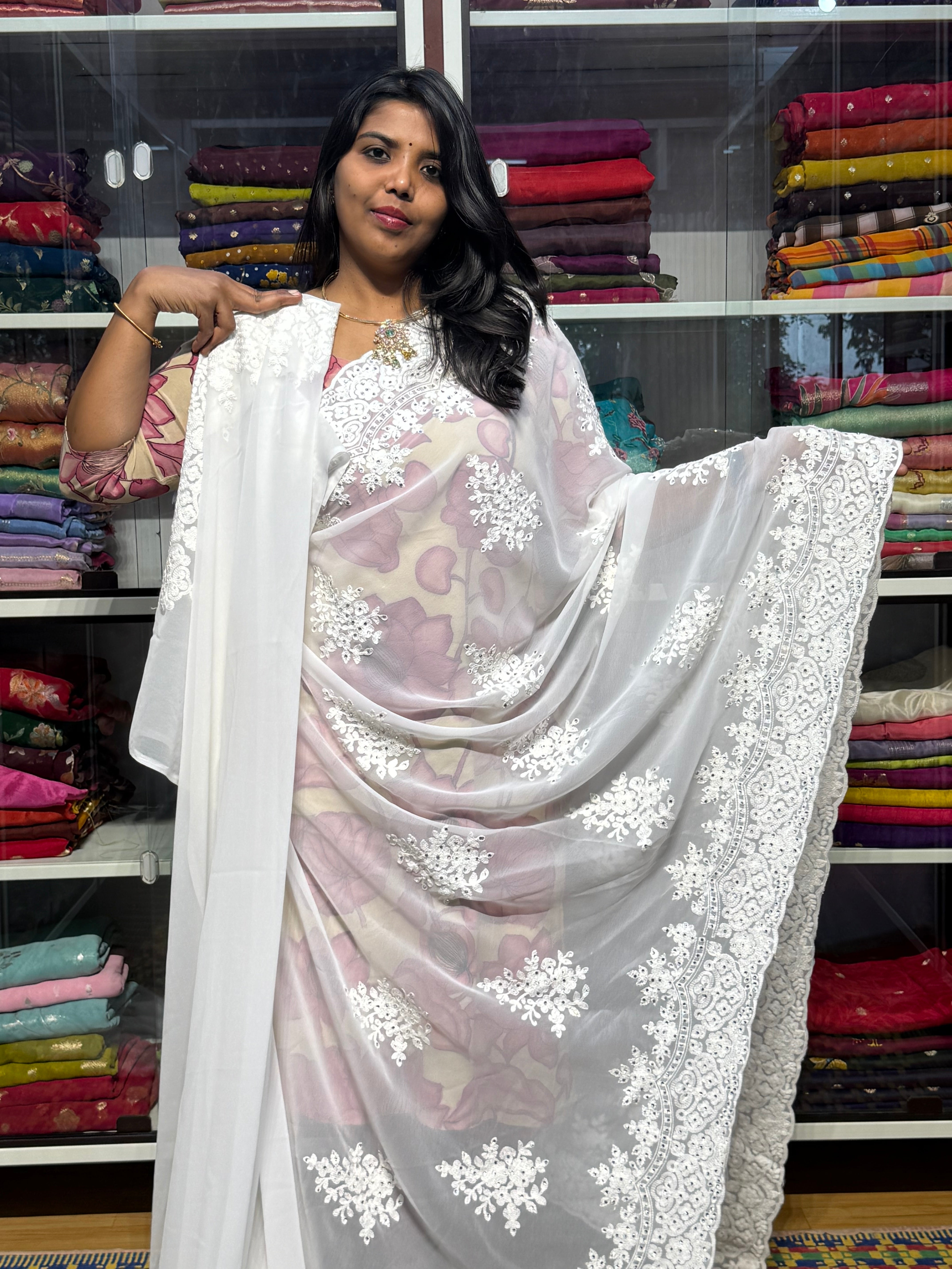 CHICKENKARI WORK ON GEORGETTE SAREE: WHITE