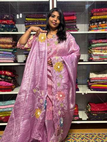 GUCCHI CRUSH SAREE WITH APPLIQUE AND SCALLOP: LILAC