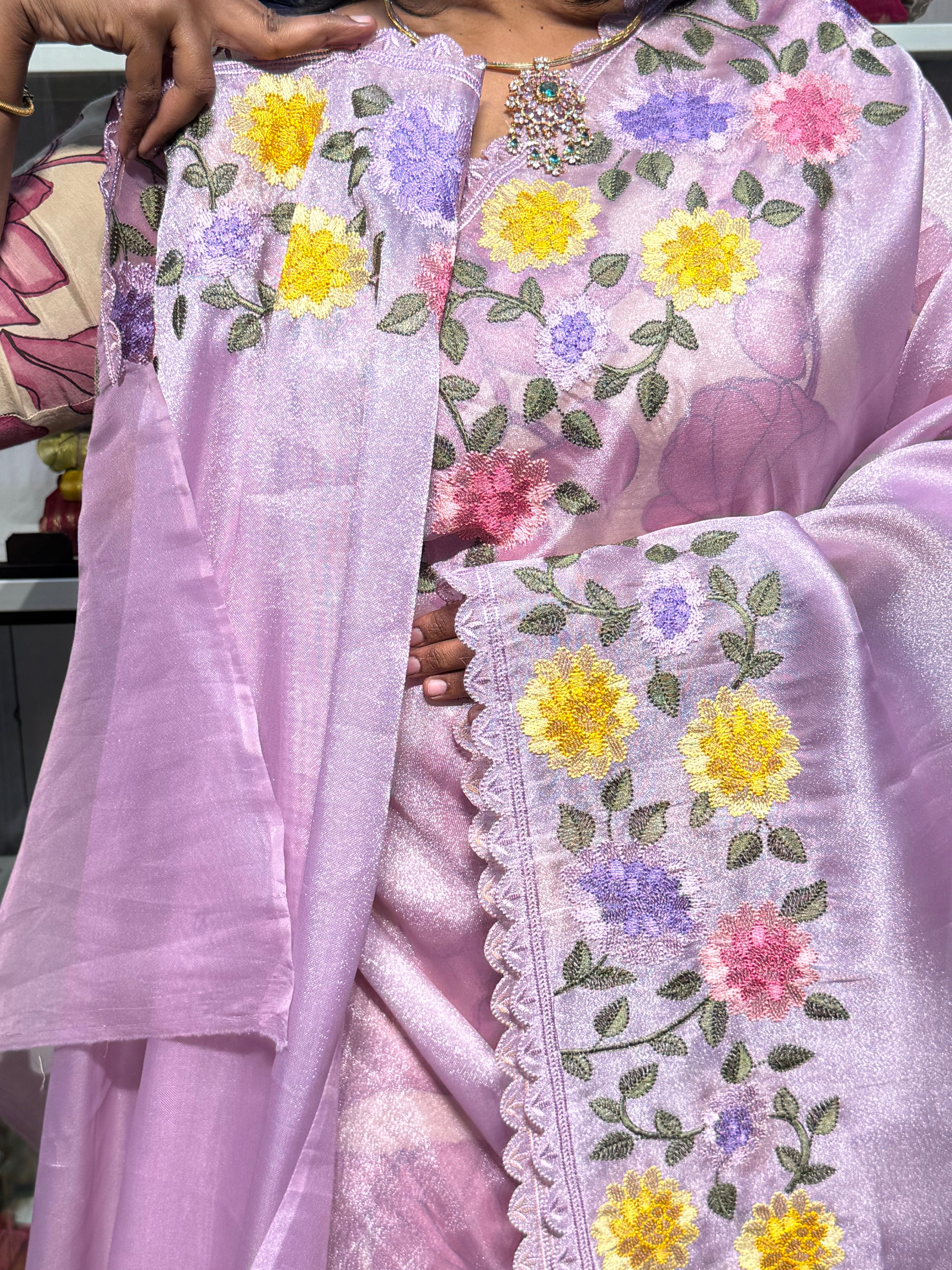 CHANDANIA SAREE WITH FLORAL EMBROIDERY: LILAC