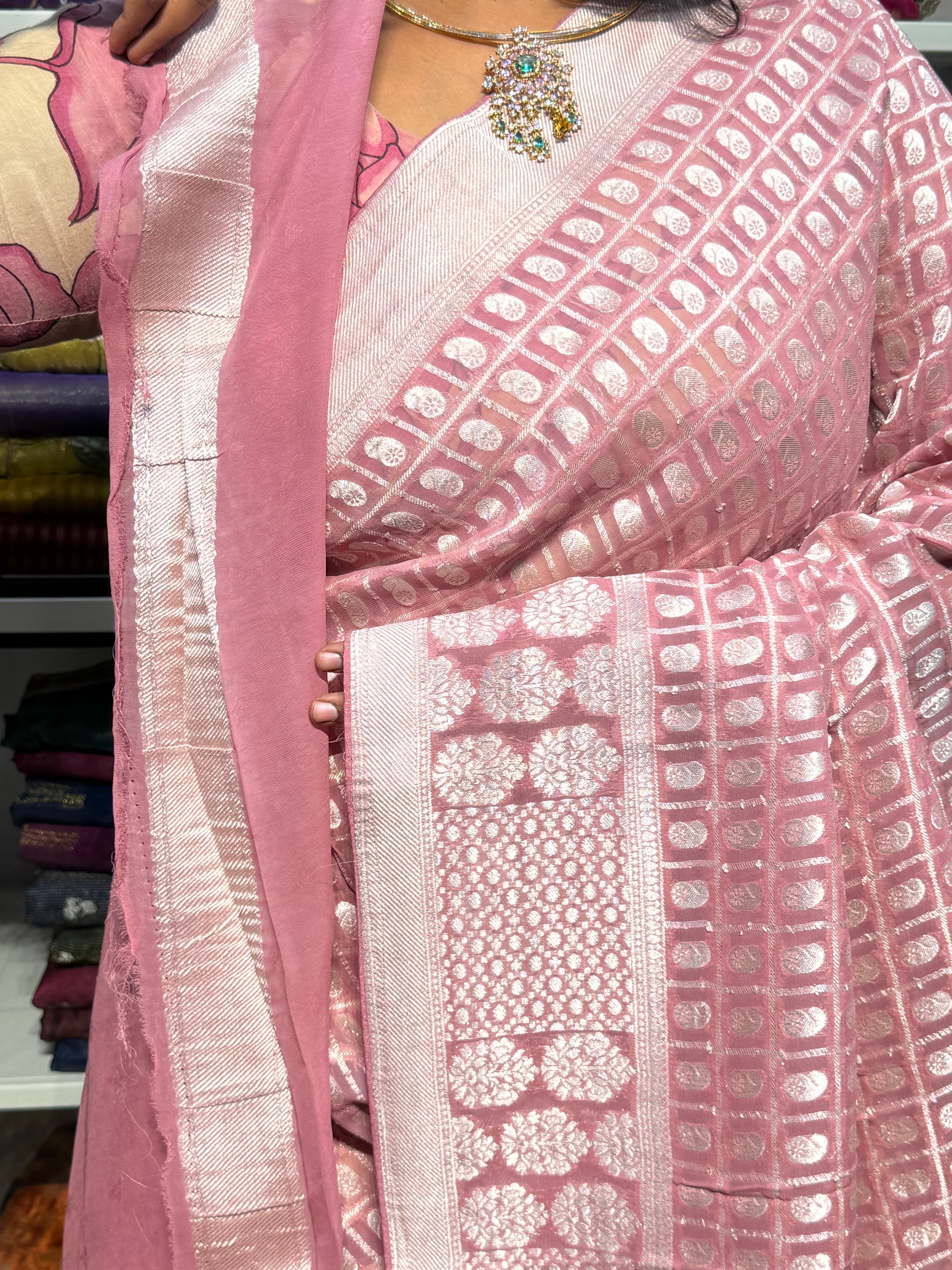 PURE BANARAS KHADDI GEORGETTE WITH CHECKS : ONION PINK
