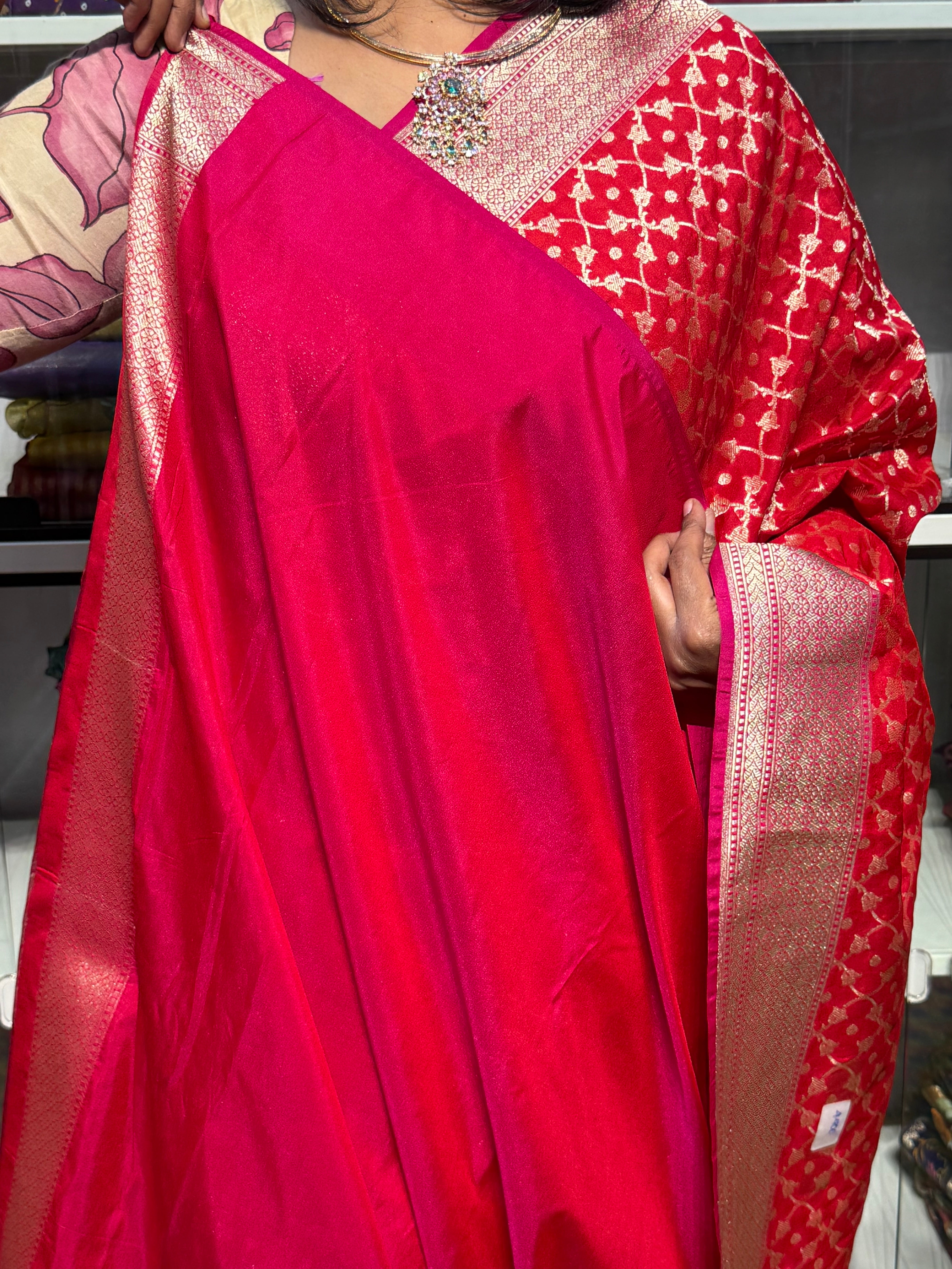 PURE BANARAS KATAN SILK SAREE WITH JAAL PATTERN: RED