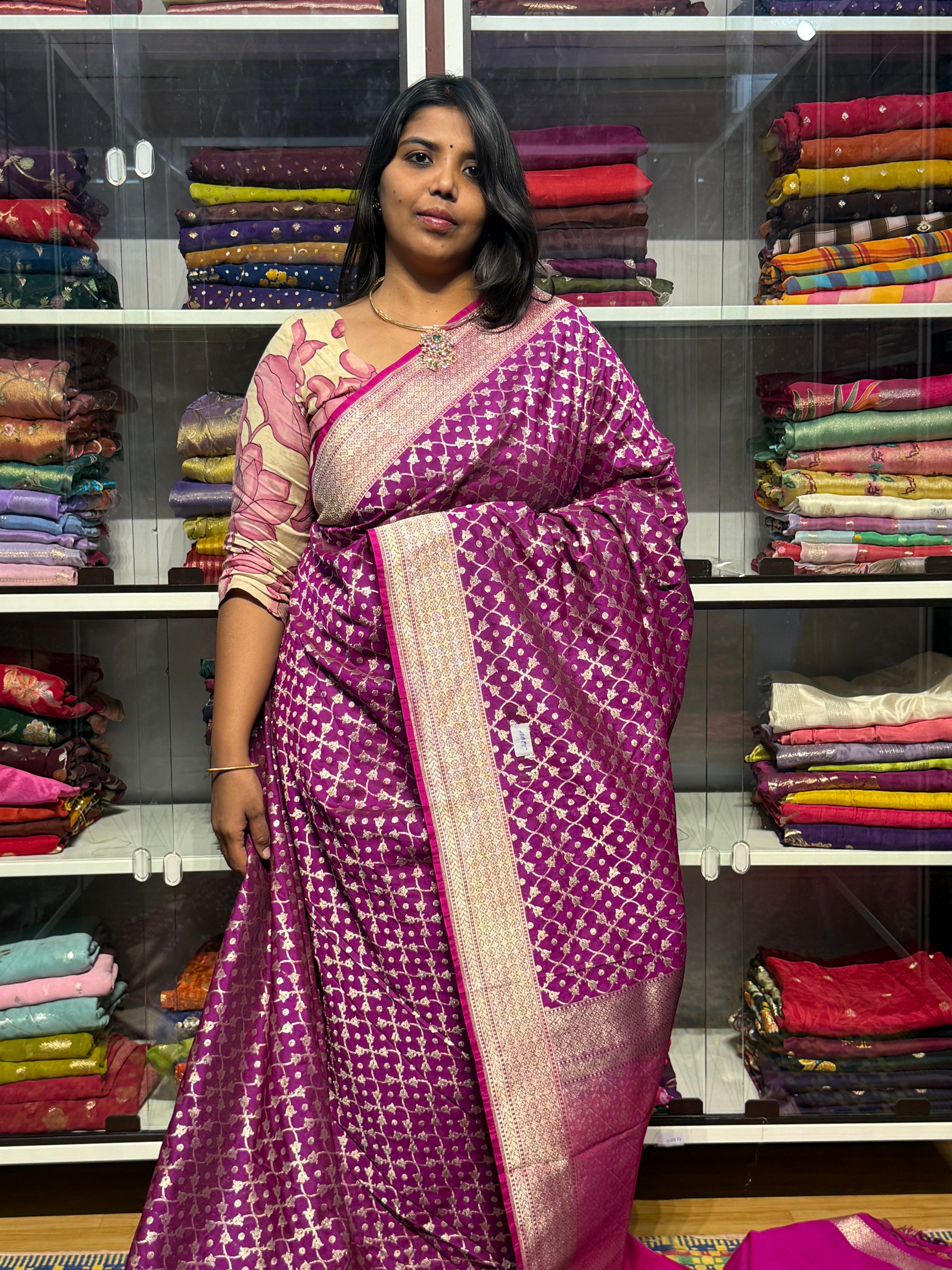 PURE BANARAS KATAN SILK SAREE WITH JAAL PATTERN: MAGENTA