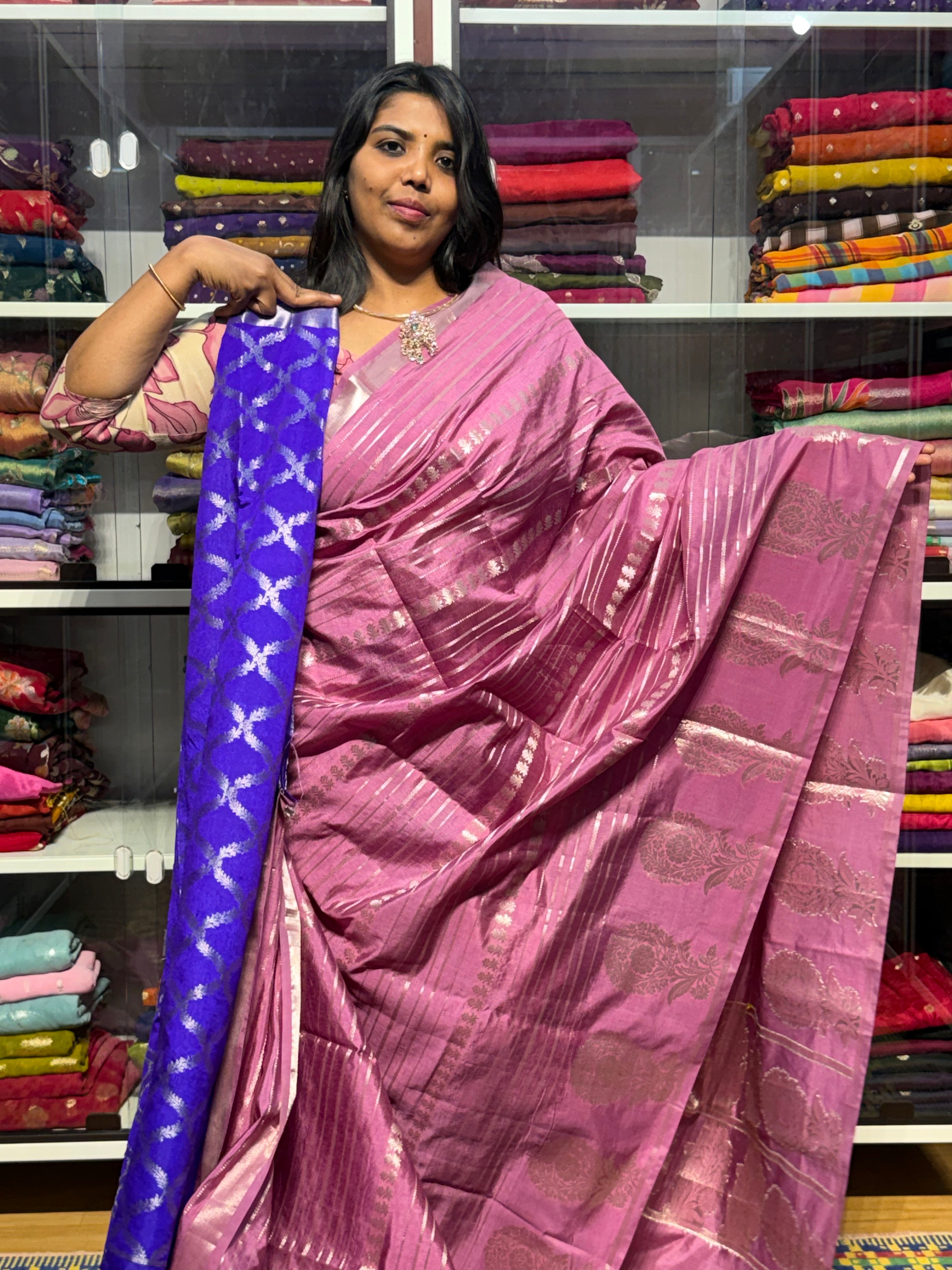 BANARAS MUNGA CREPE : ONION PINK