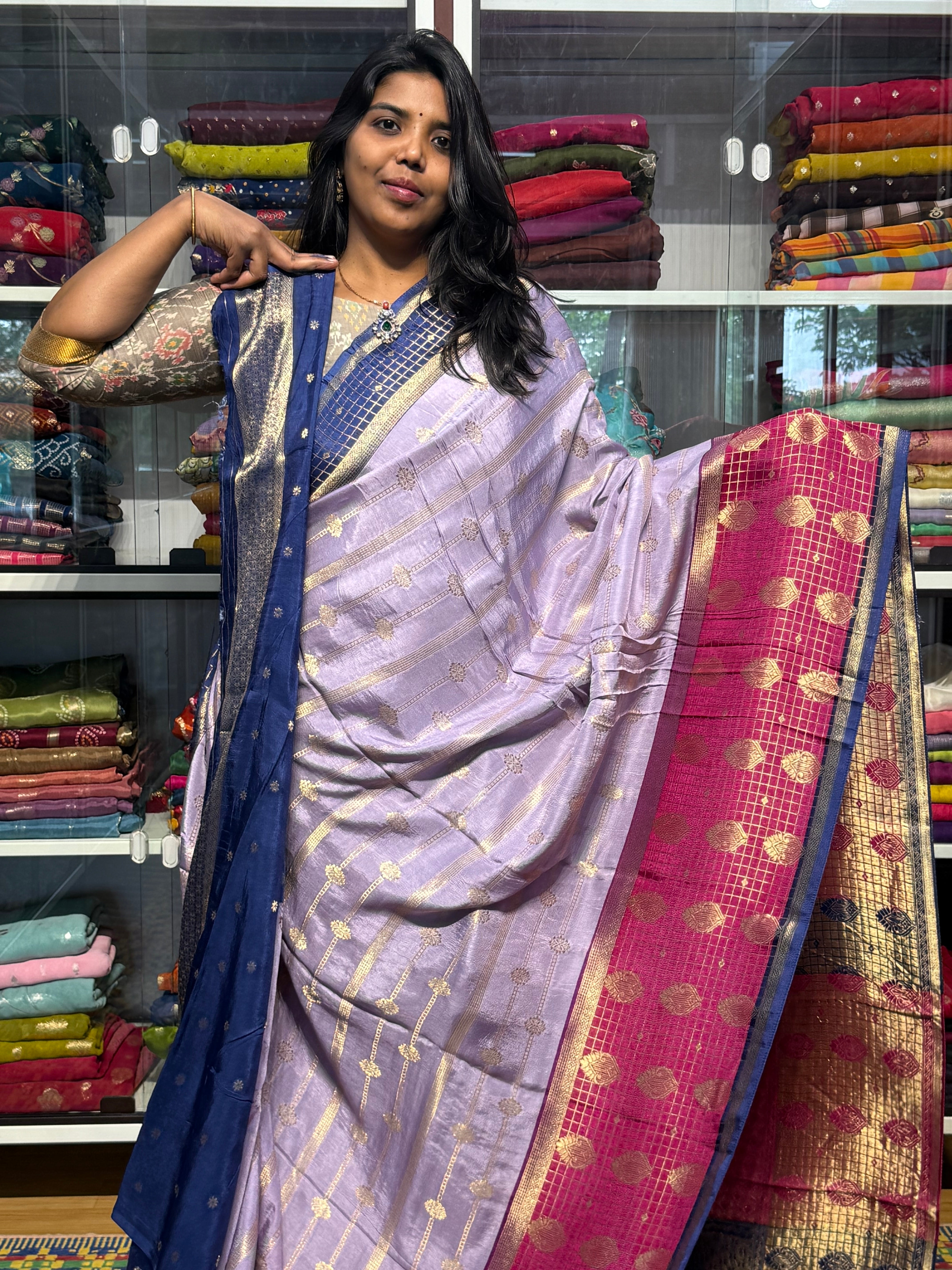 PURE DOLA SILK SAREE WITH CHAP DYE: LAVENDER