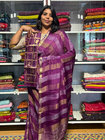 PURE CHIFFON SAREE WITH STRIPES PATTERN AND BANDINI GARCHOLA BLOUSE : PURPLE