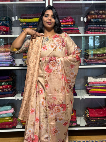 RANGOLI CREPE WITH KHARDANA HANDWORK SCALLOP BORDER: BEIGE