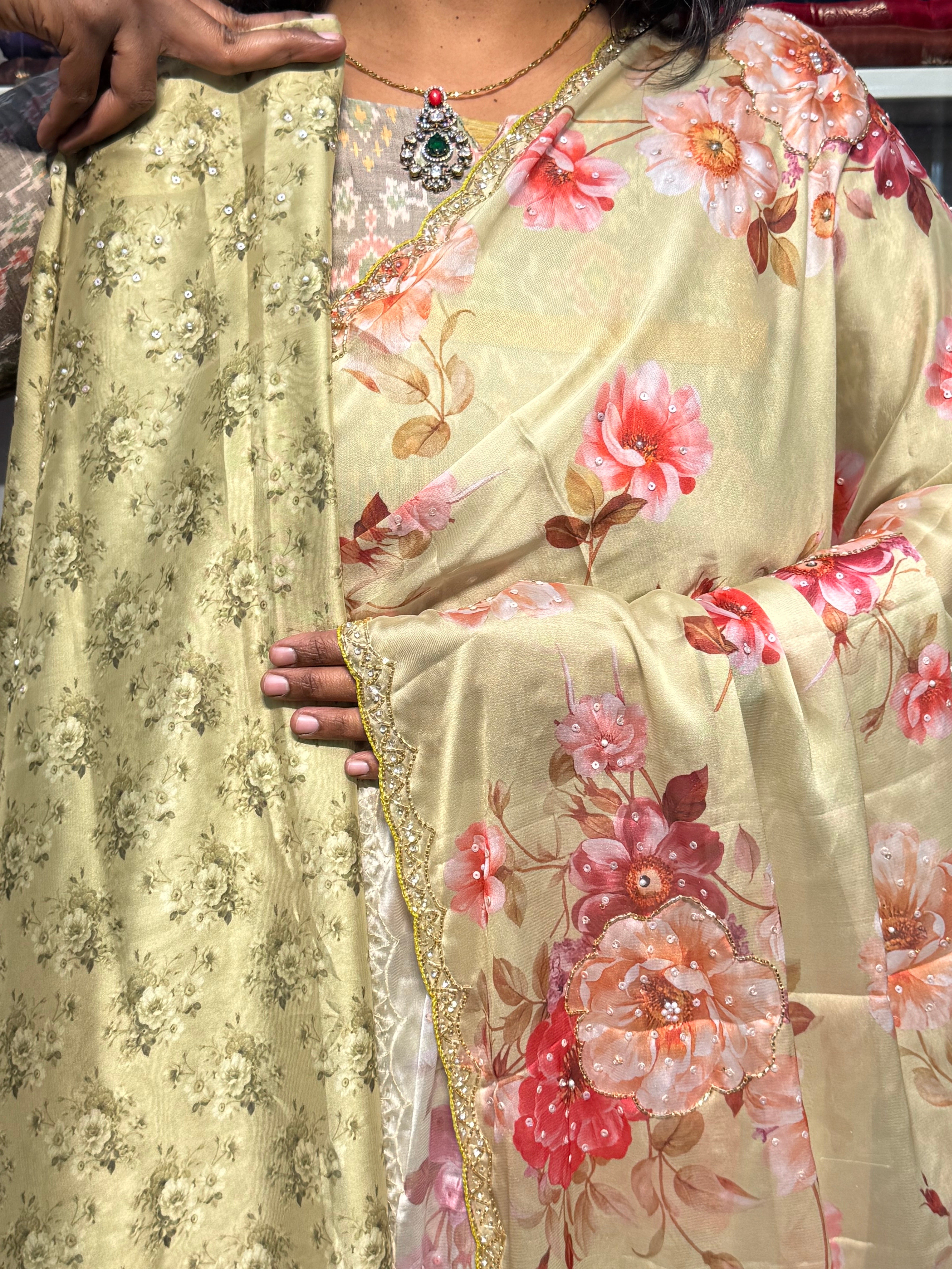 RANGOLI CREPE WITH KHARDANA HANDWORK SCALLOP BORDER: PASTEL PARROT GREEN