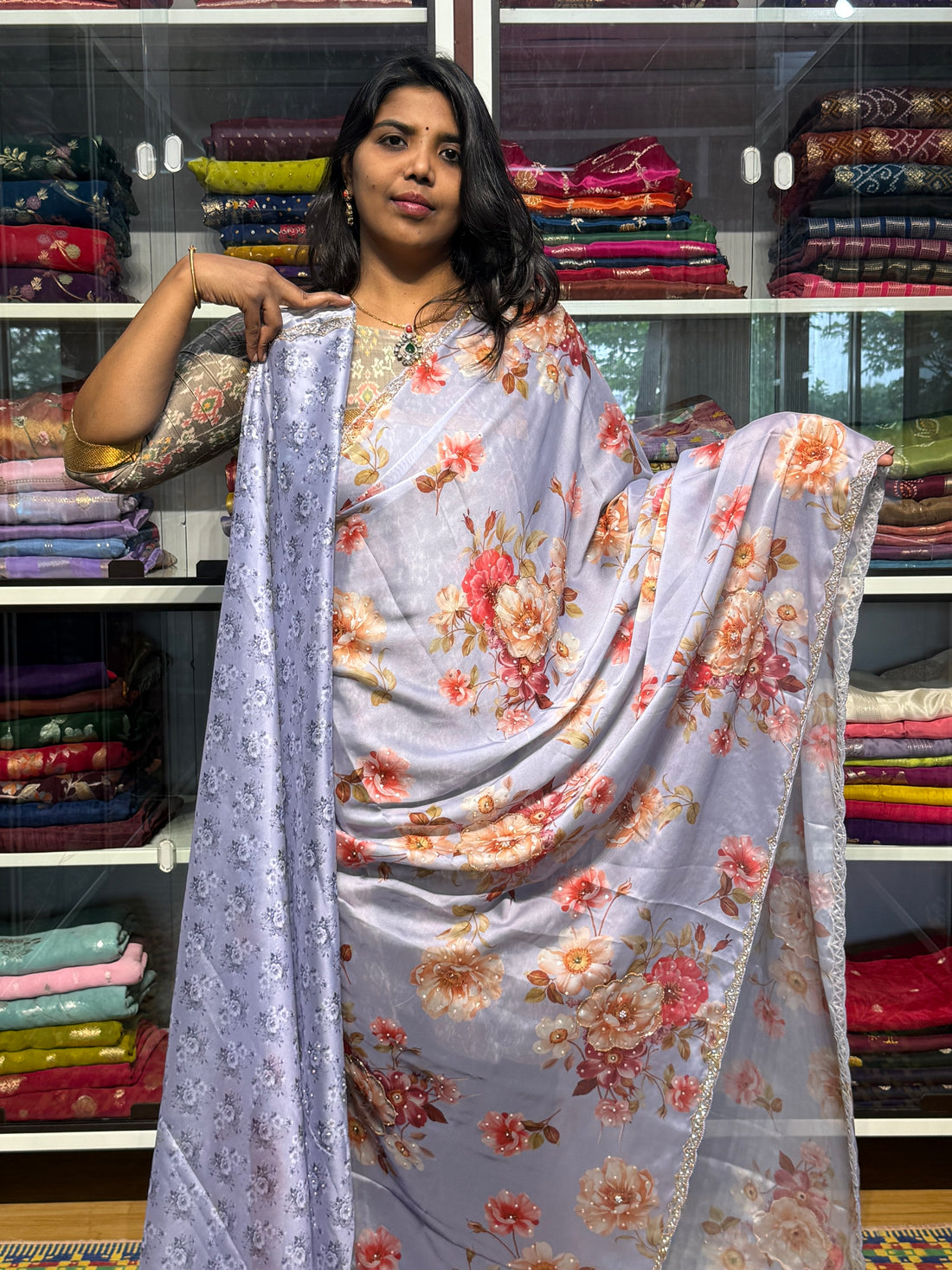 RANGOLI CREPE WITH KHARDANA HANDWORK SCALLOP BORDER: PASTEL LAVENDER