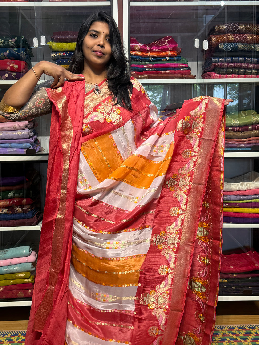 PREMIUM RANKAT PATTERN SAREE WITH MEENAKARI: RED