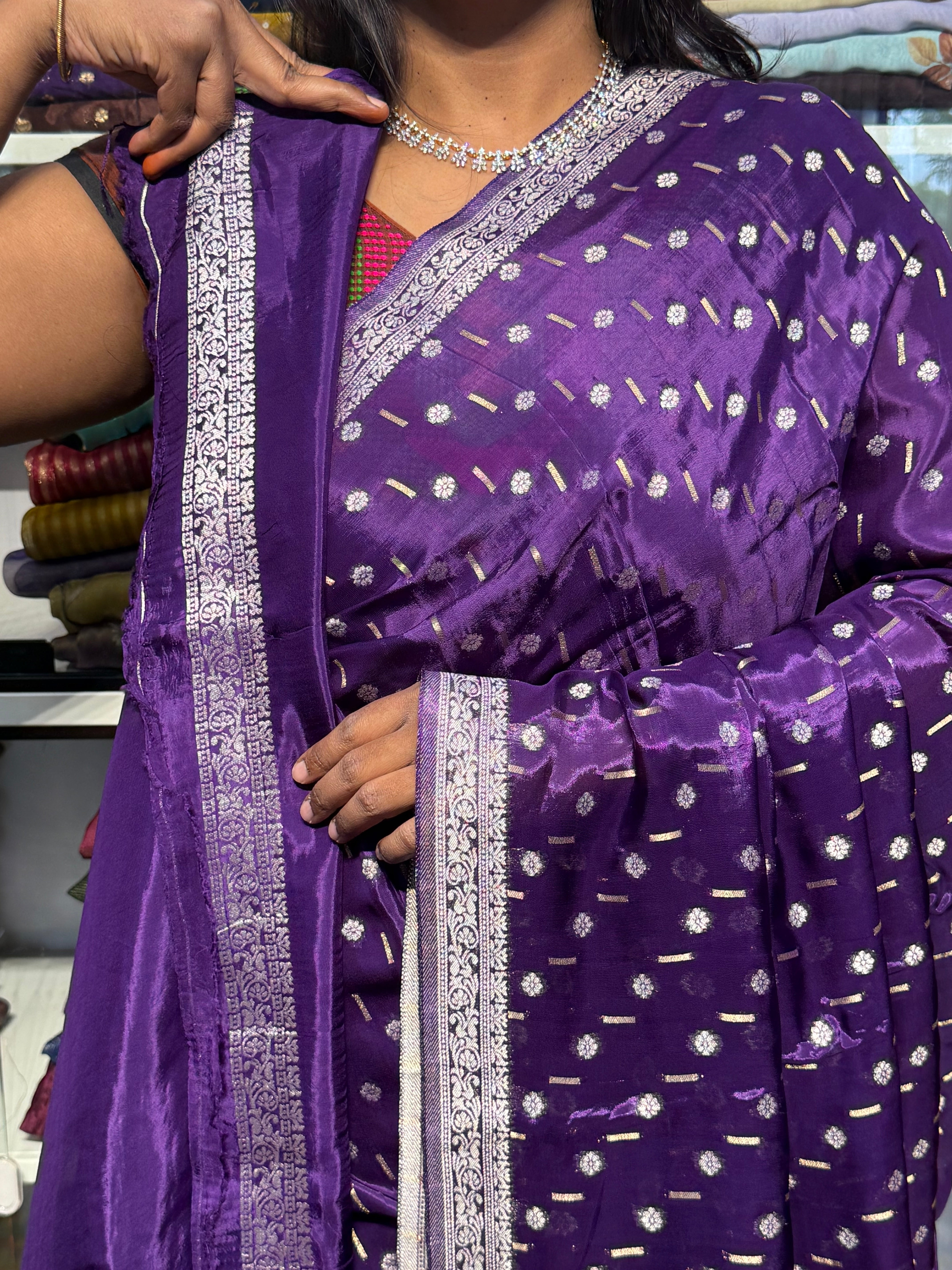 BANARAS CHINON SILK SAREE WITH SMALL BORDER: VOILET