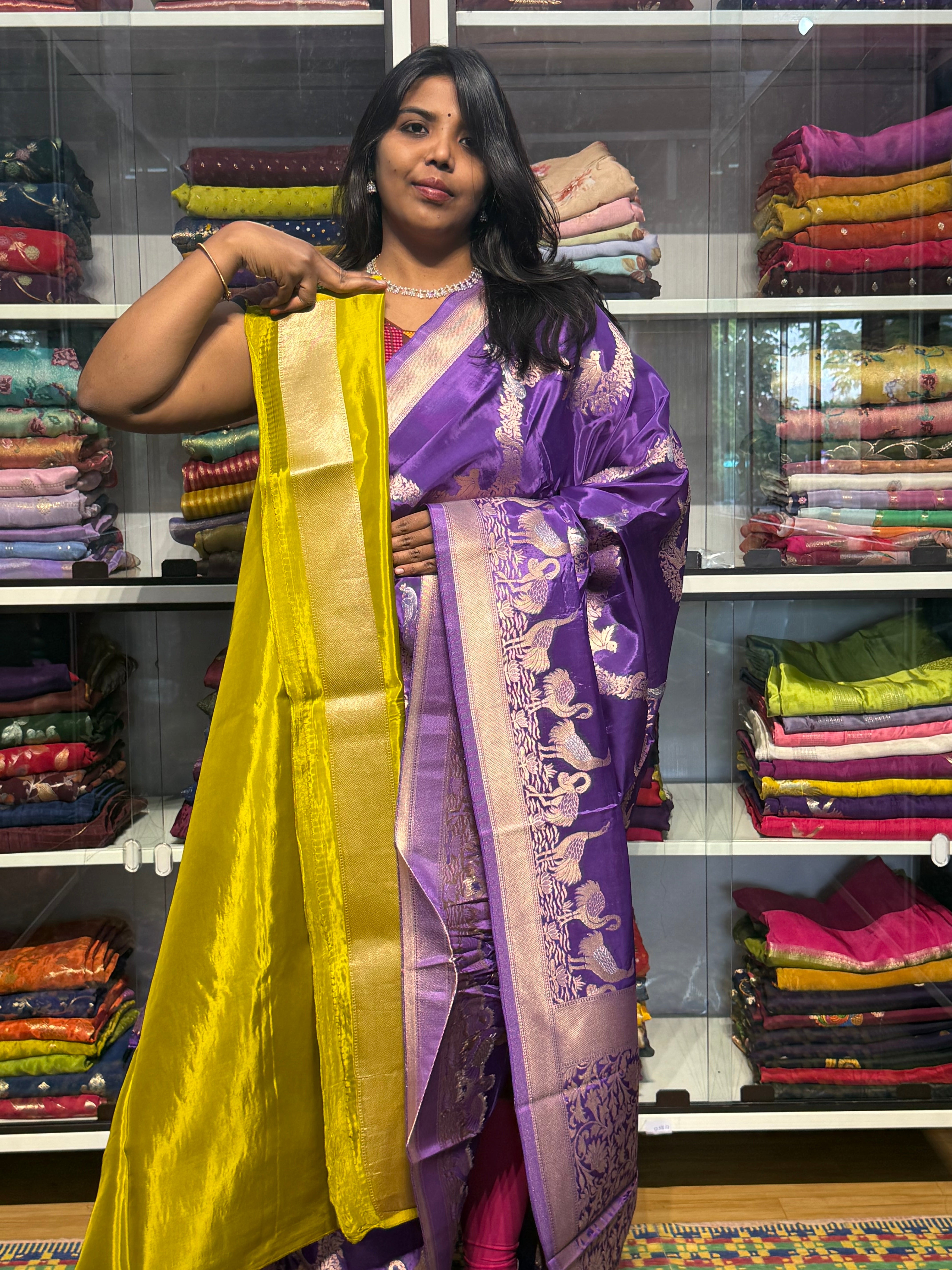 BANARAS MUNGA CREPE : LAVENDER
