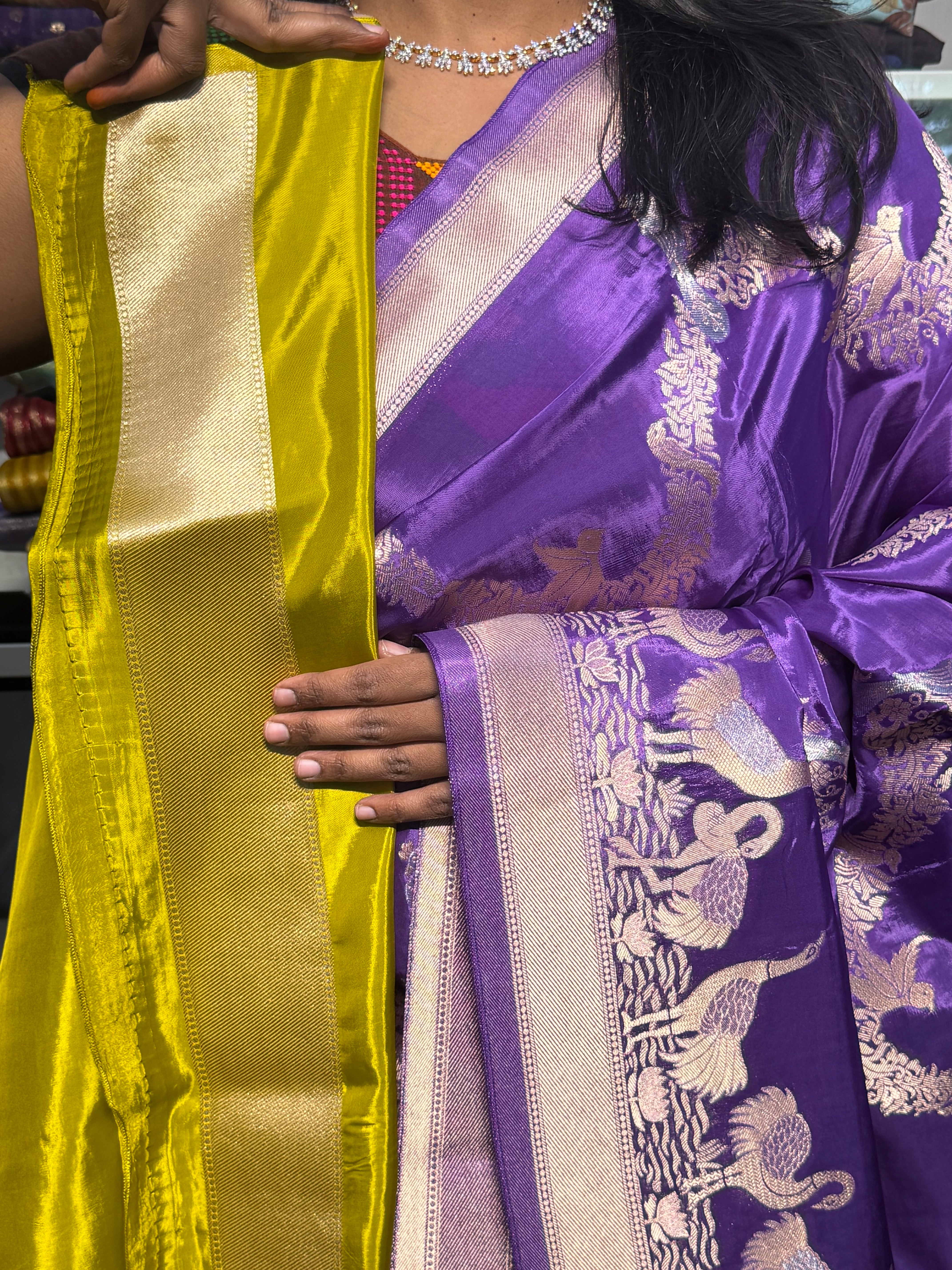 BANARAS MUNGA CREPE : LAVENDER