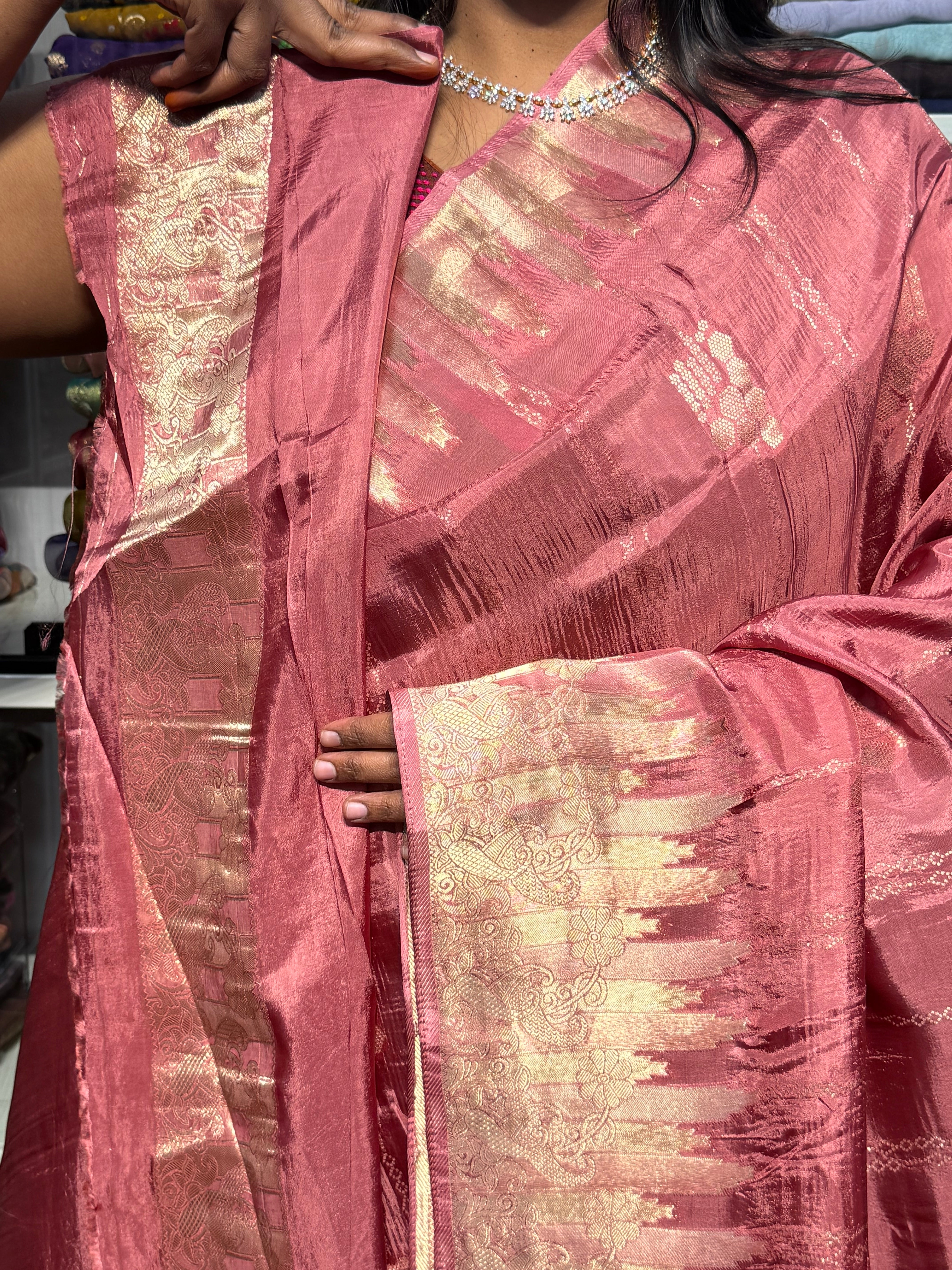CHINON SILK SAREES WITH TEMPLE BORDER: ONION PINK