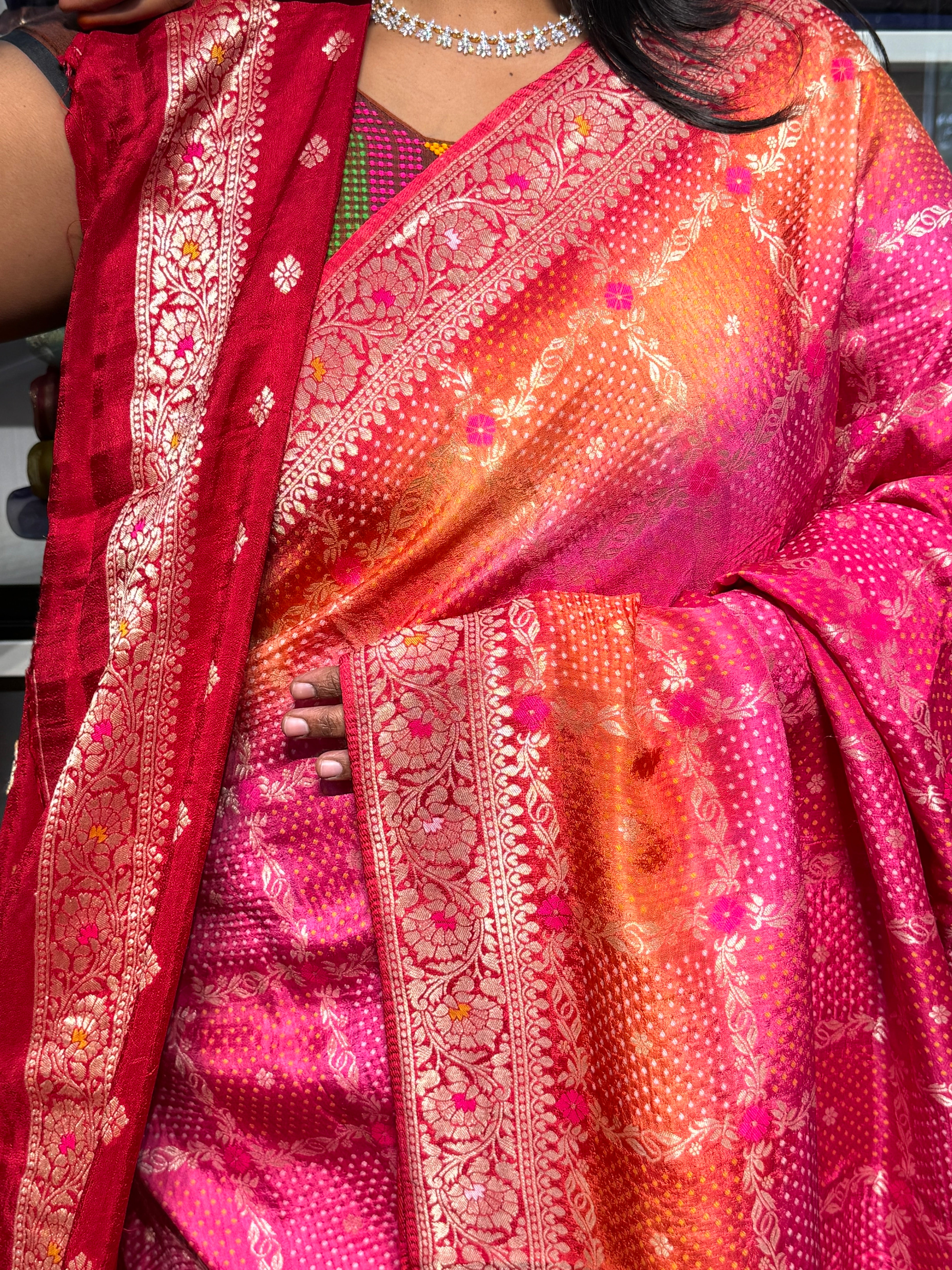 BANDINI WEAVING SHADED CONCEPT: PINK AND ORANGE